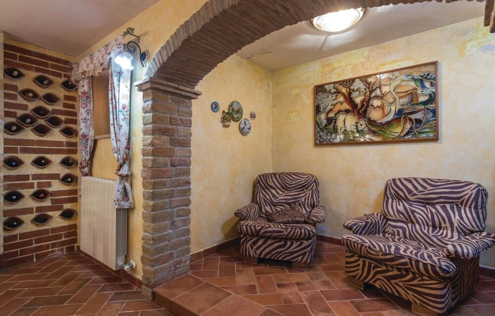 Amazing Home in Nova Vas with Hot Tub, WiFi & 4 Bedrooms