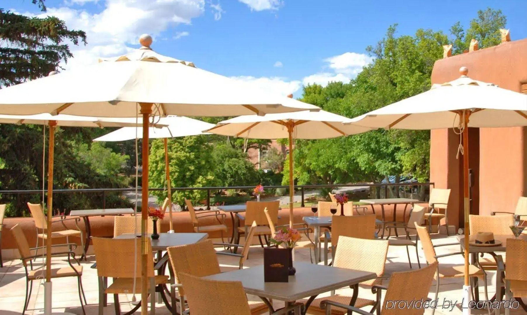 Bishop's Lodge, Auberge Collection