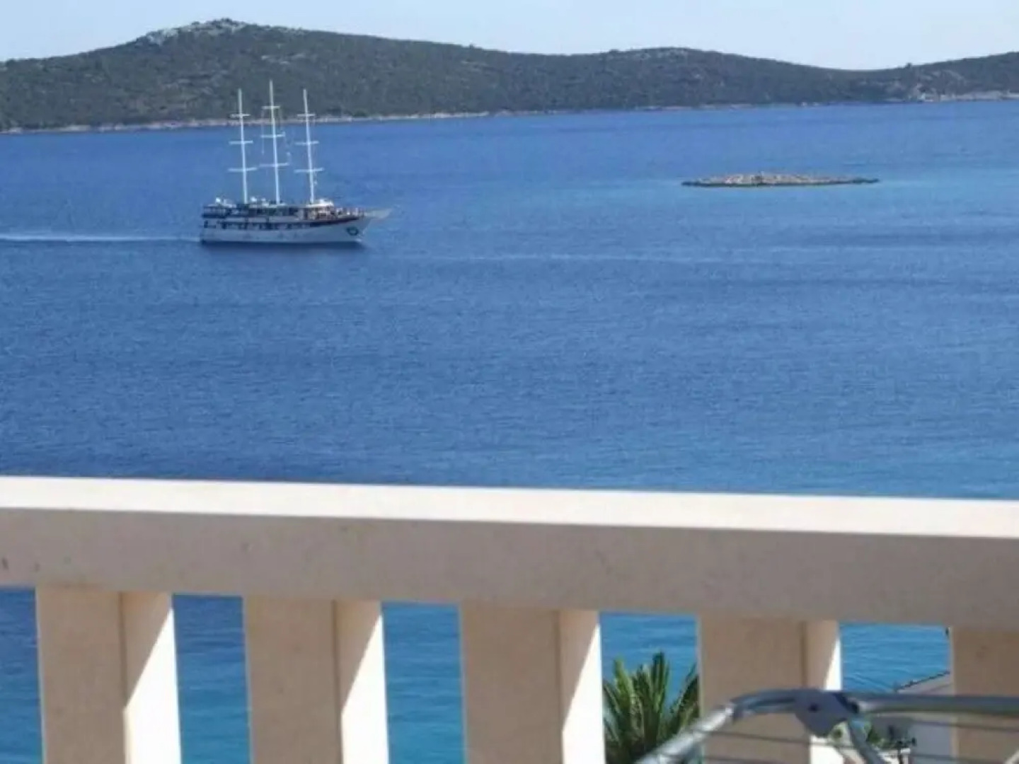 Mer - 10m to the Beach - A1