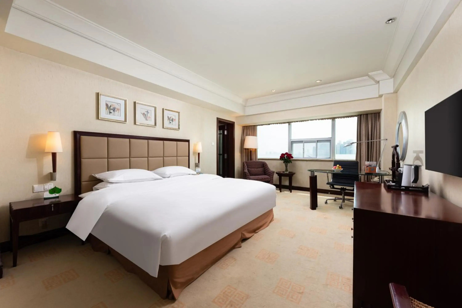 Ramada Plaza Wuhan Optics Valley