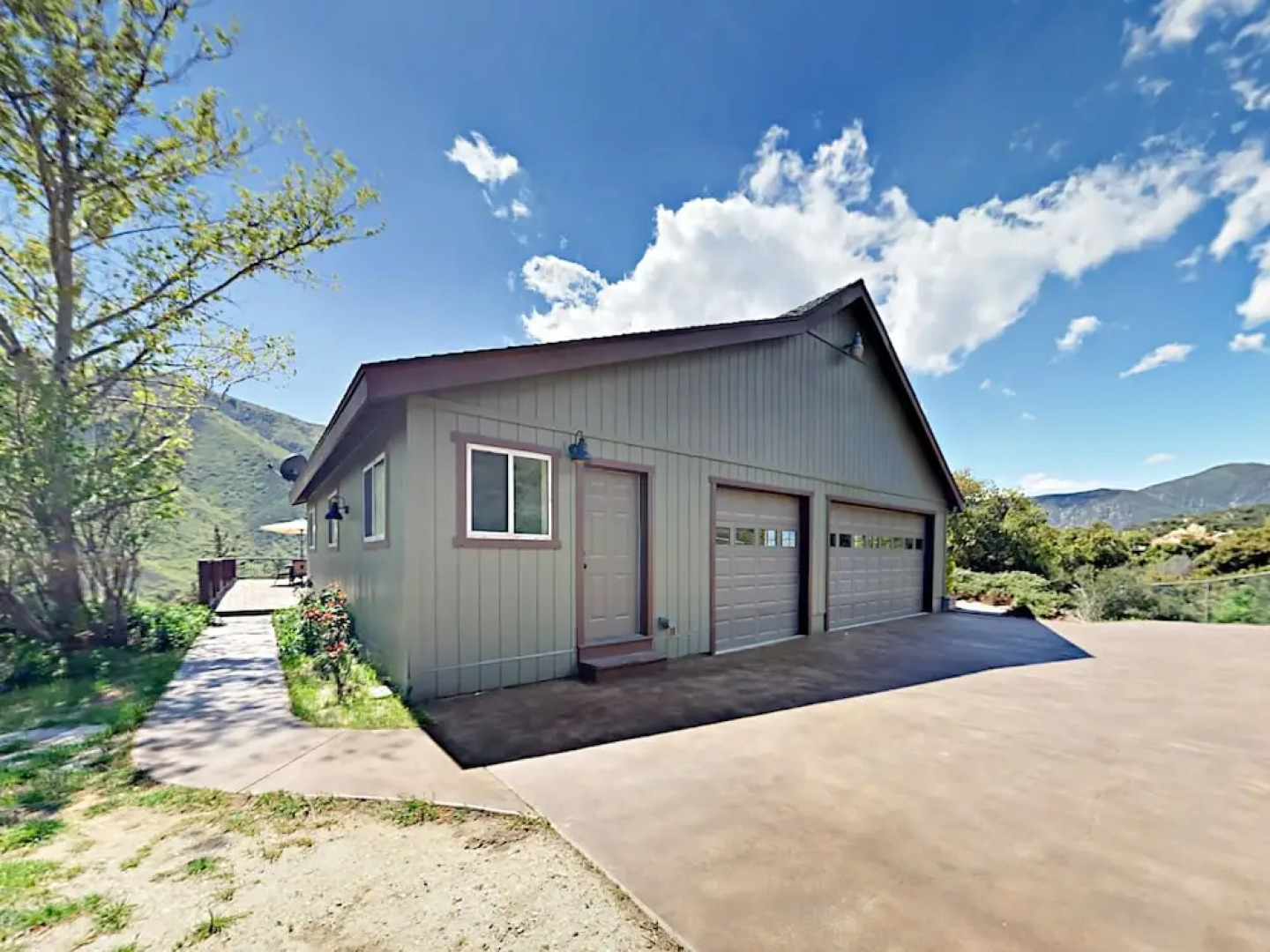 39702 Calle Cascarron Home 3 Bedrooms 2 Bathrooms Home