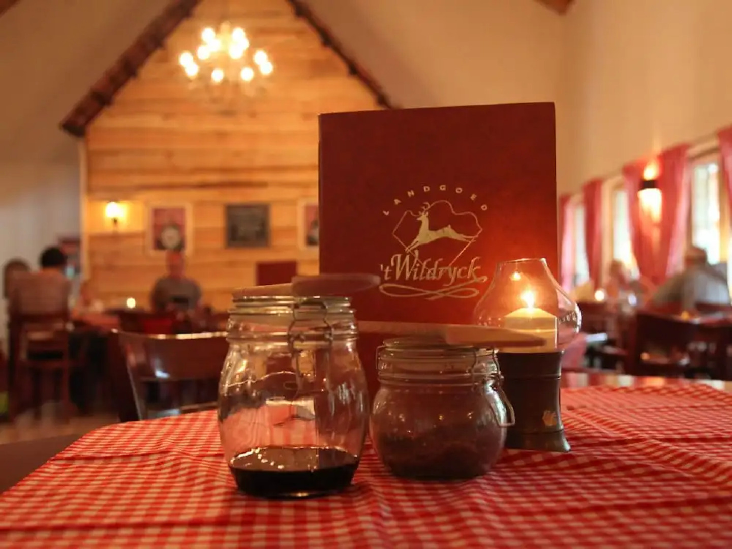 Romantic Villa With a Dishwasher, Near a National Park