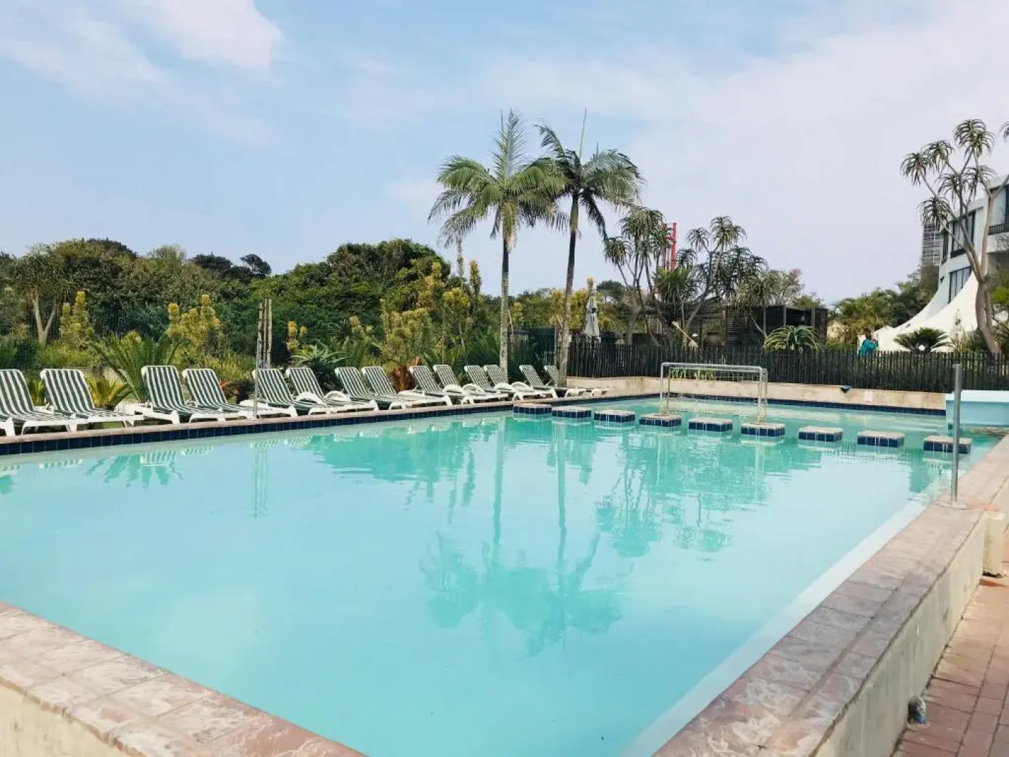 Breakers Resort Apartments