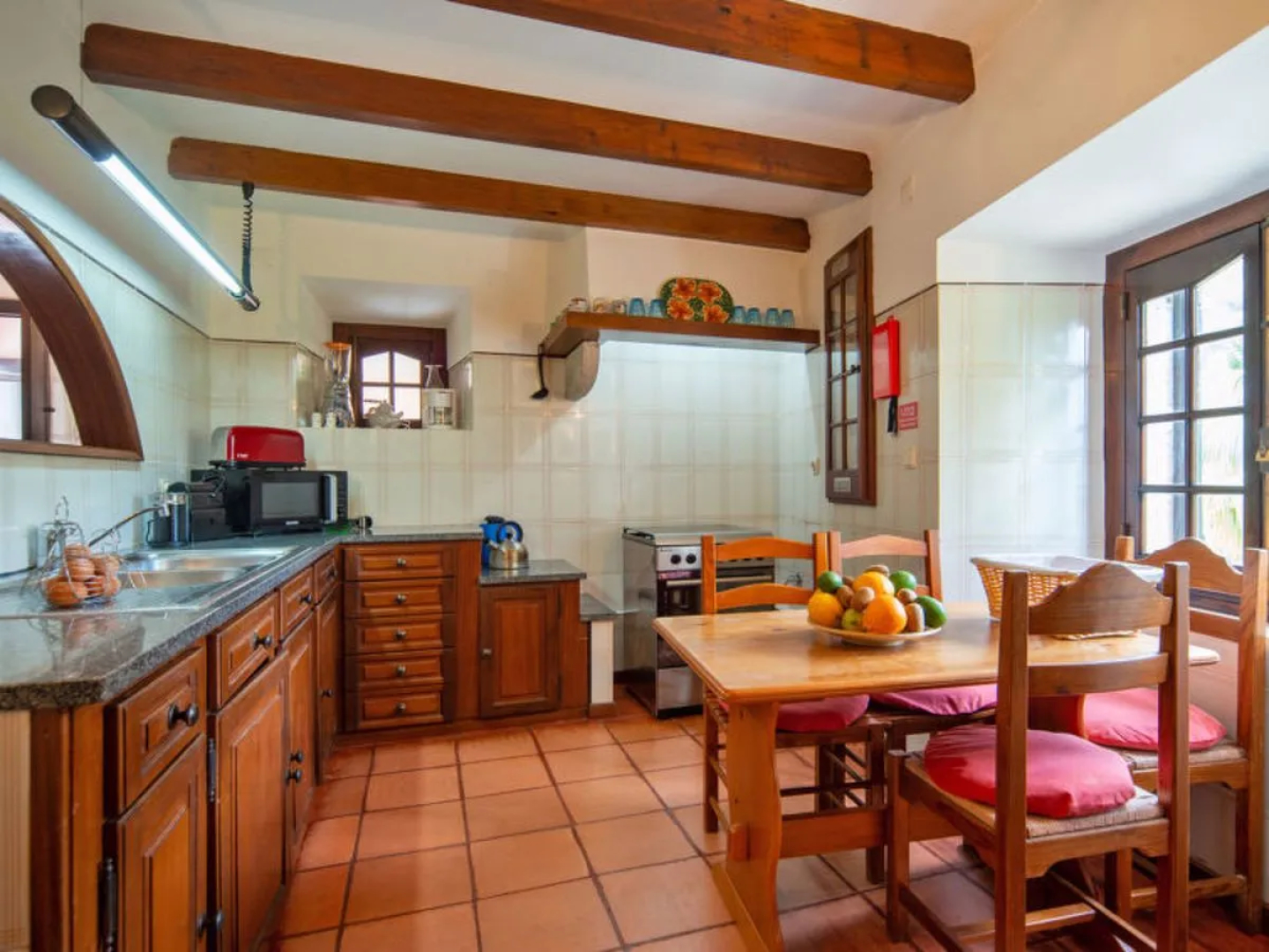 Oliveiras House (CLE150)