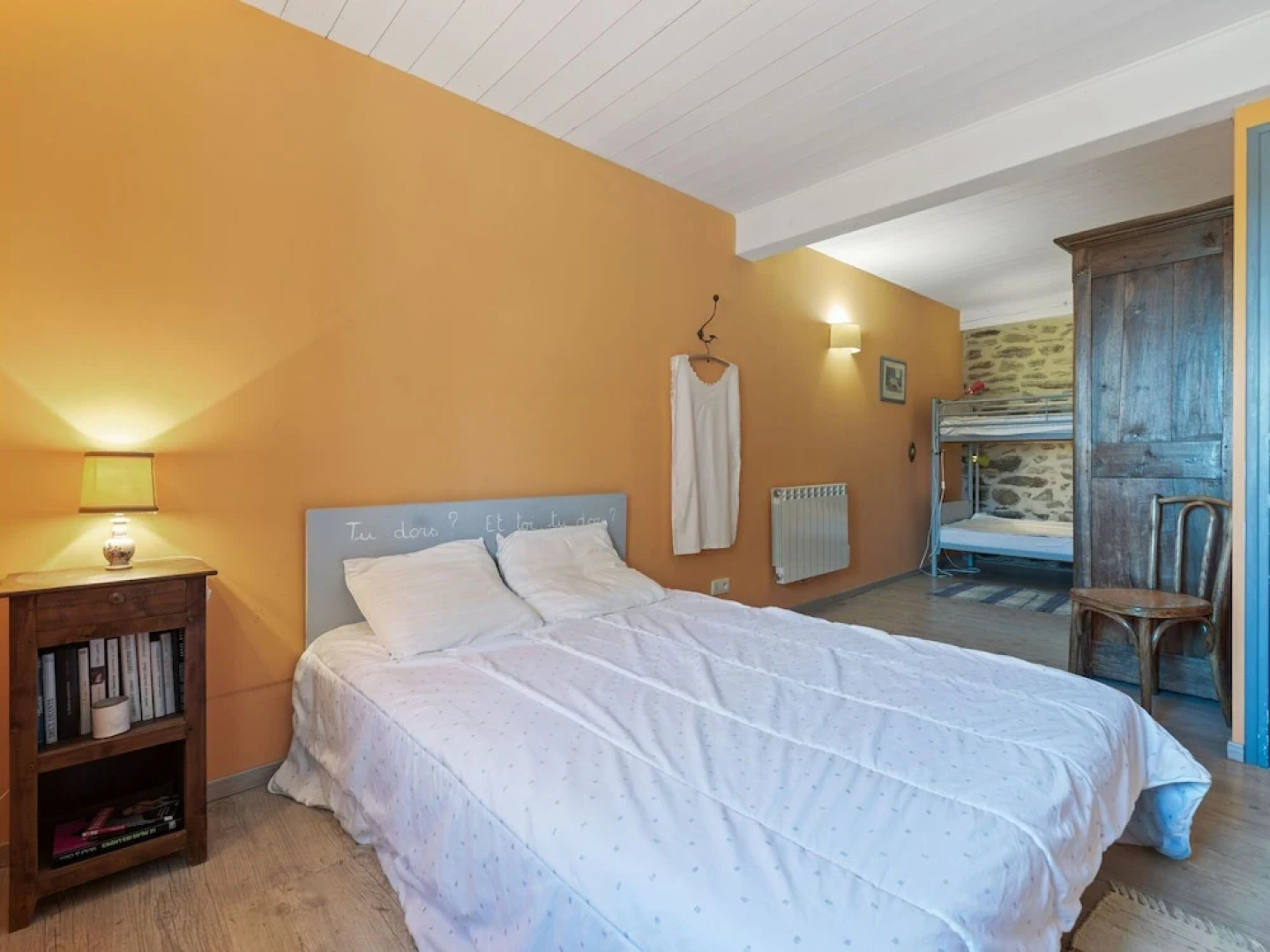 Charming Holiday Home in Saint-beauzire Near Forest