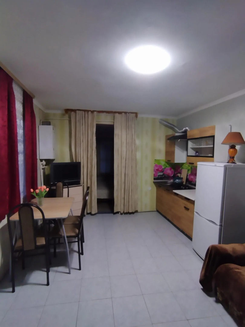 Дом около парка