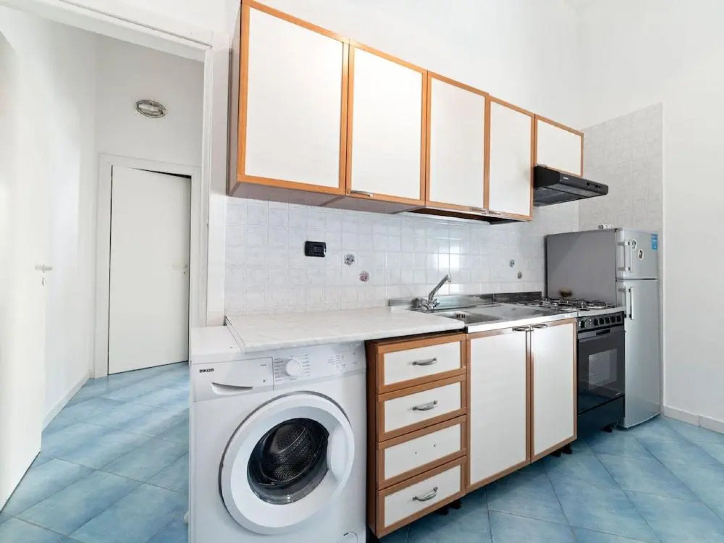 Quaint Apartment in Policastro Bussentino near Sea