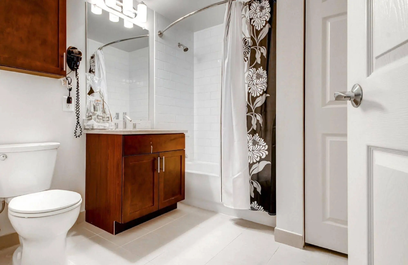 Global Luxury Suites at Chancery