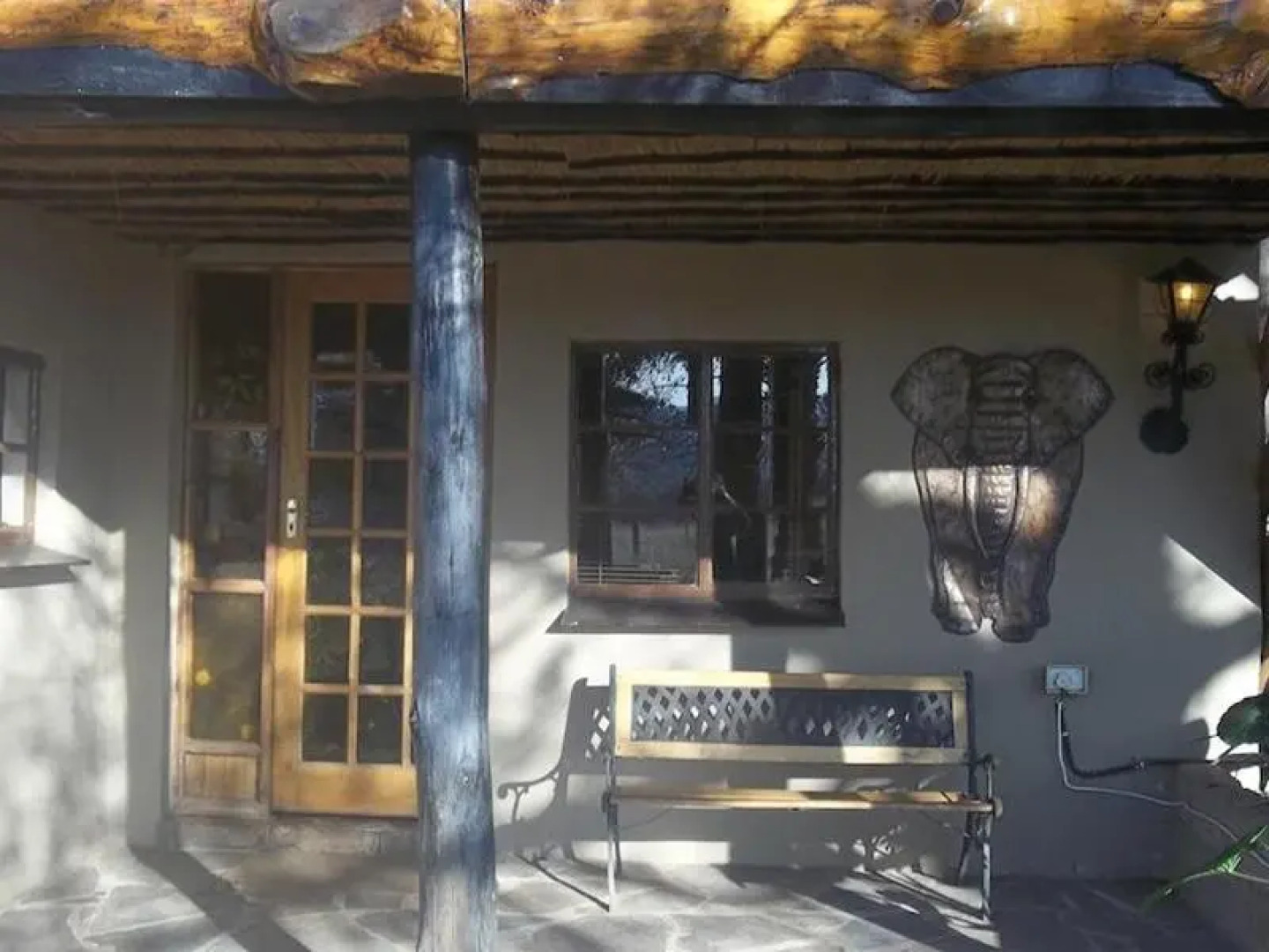 Emahlathini Guest Farm Guest House