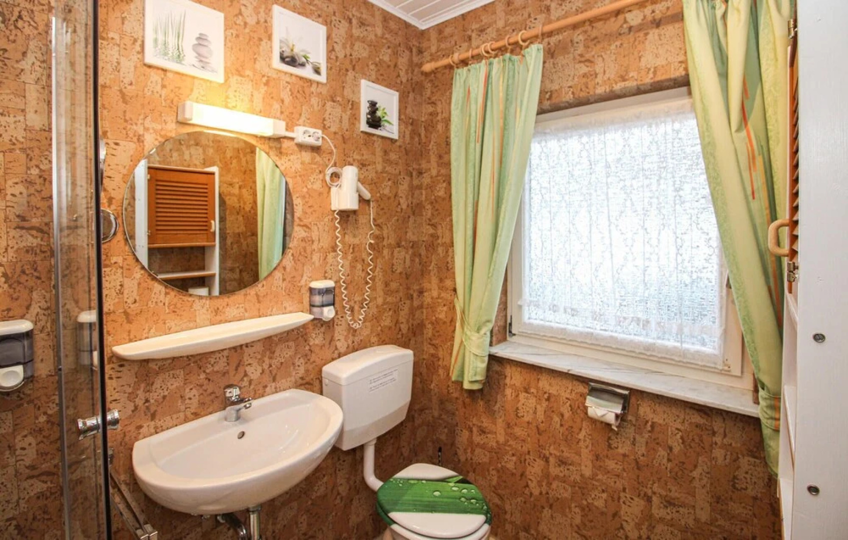 Awesome Apartment in Thalfang With 2 Bedrooms and Wifi