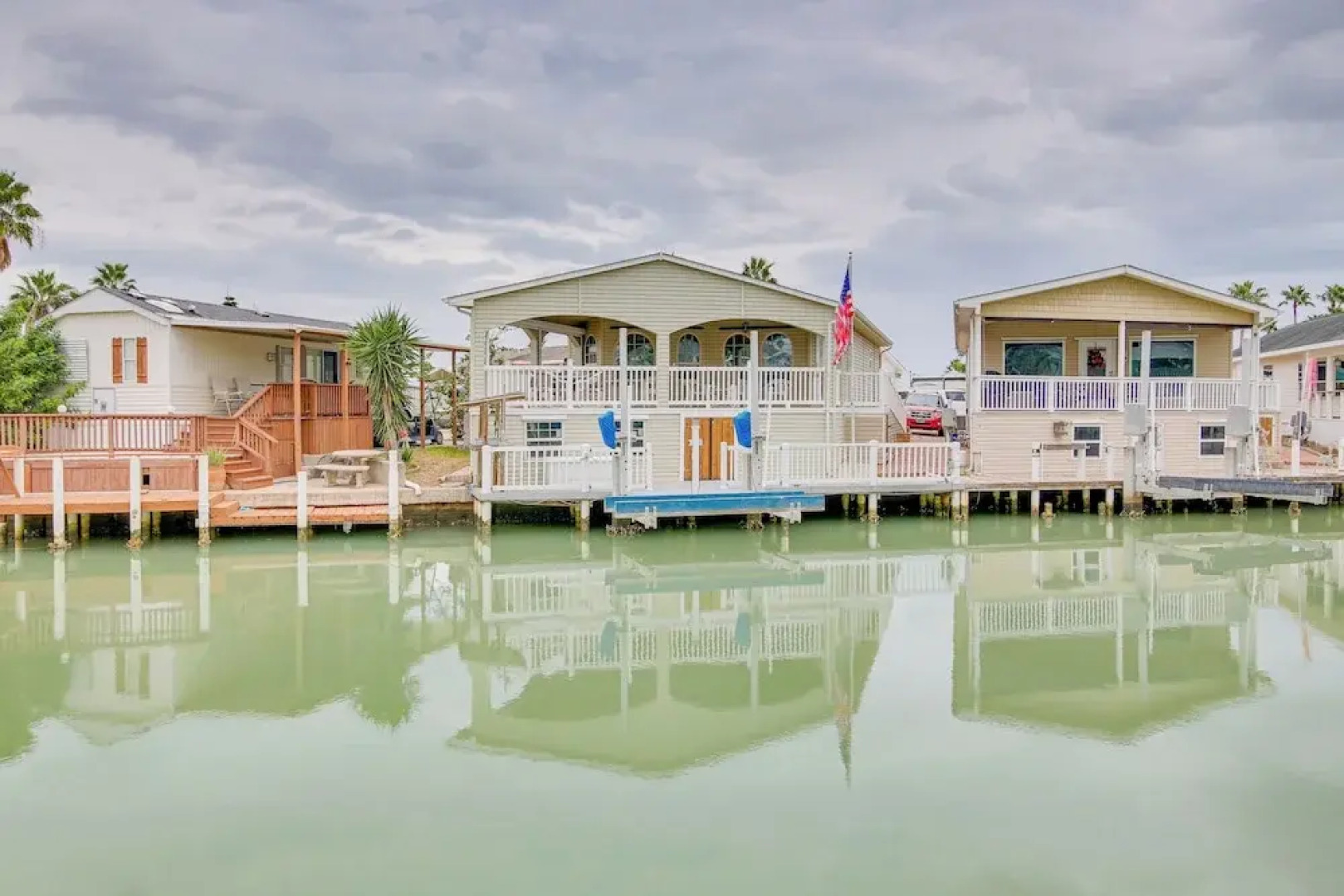 Canalfront Port Isabel Cottage: 5 Mi to Beach!