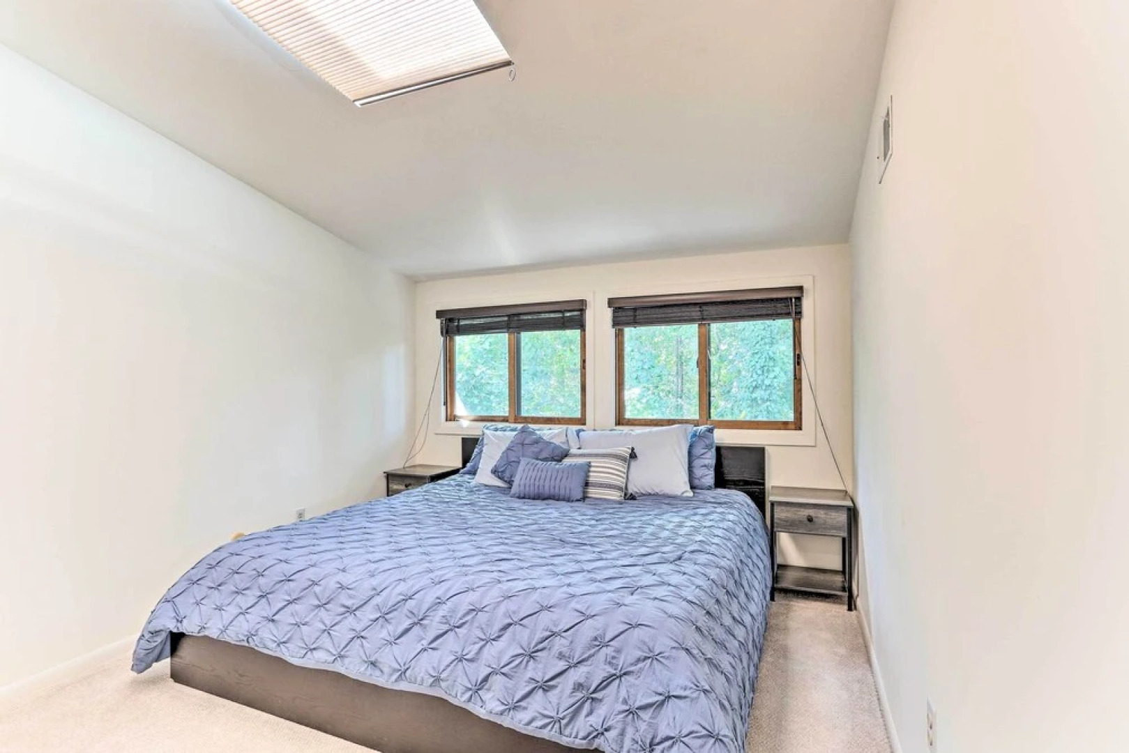 Gorgeous Vernon Township Condo w/ Balcony!