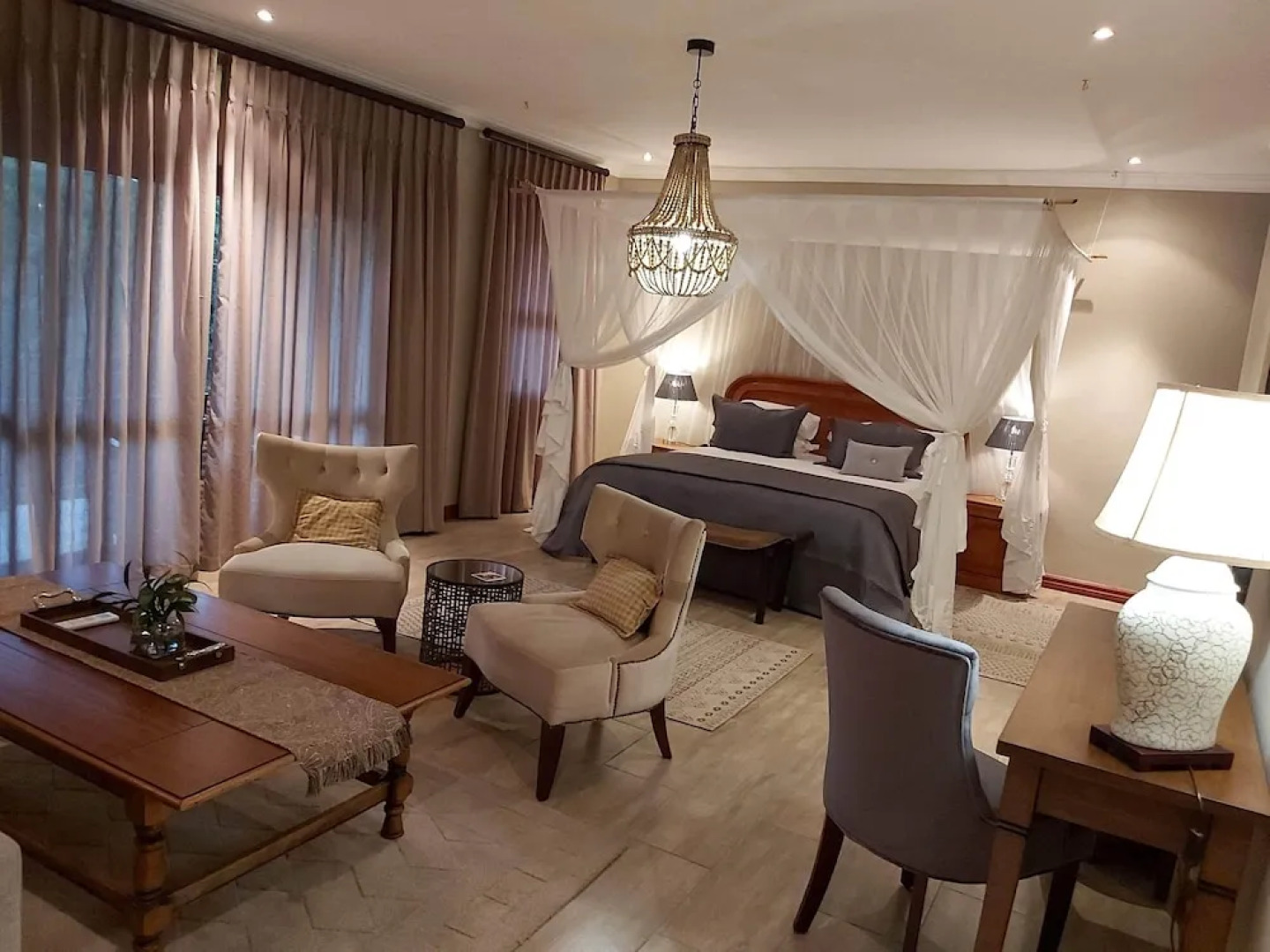 Executive Suite Woodmead East - Adults Only