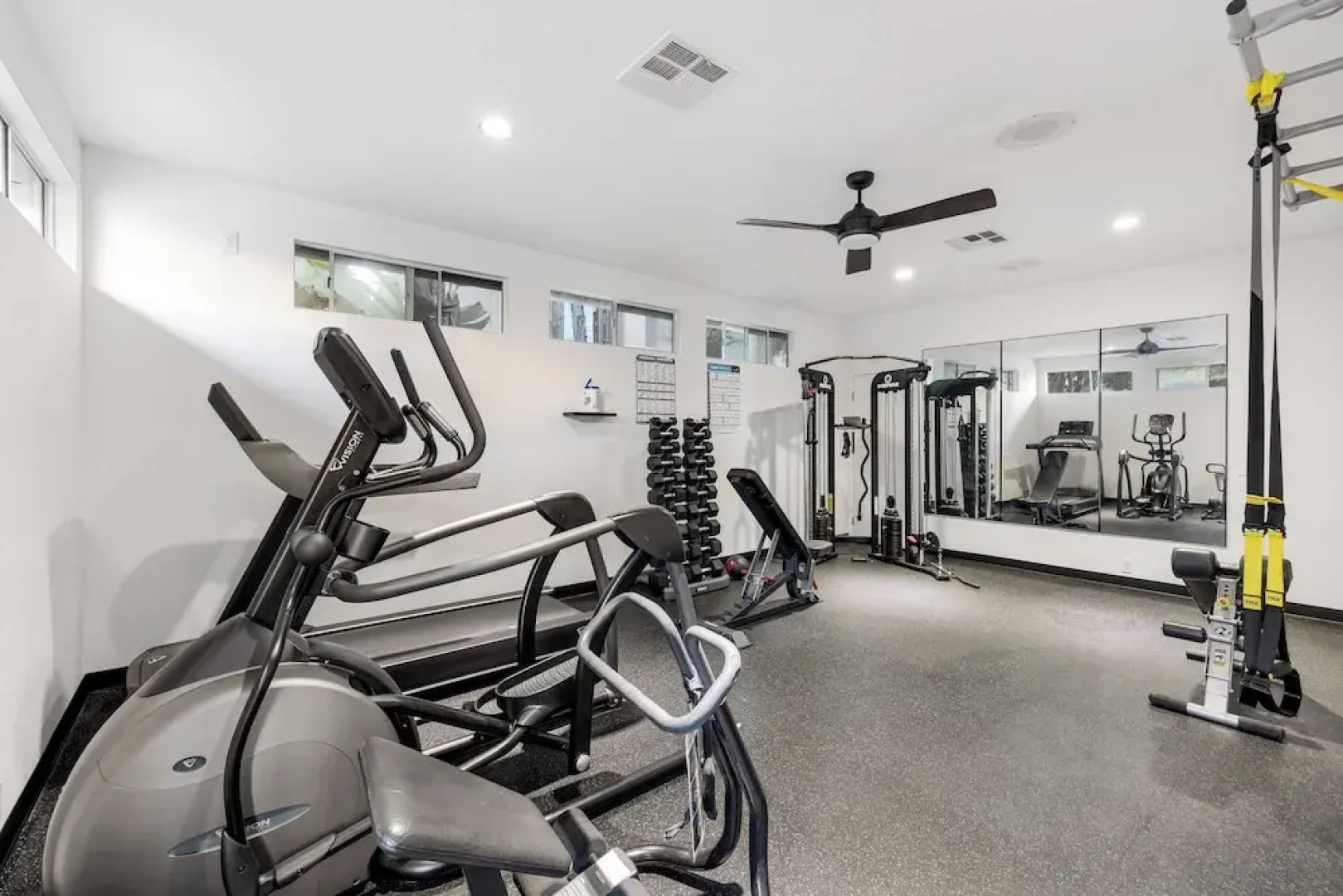 Coastal Retreat With Pool, Hot Tub, BBQ Patio & Minutes to Dana Point Harbor, Monarch Beach, Laguna Beach & Golf Courses Ritz Pointe Condo