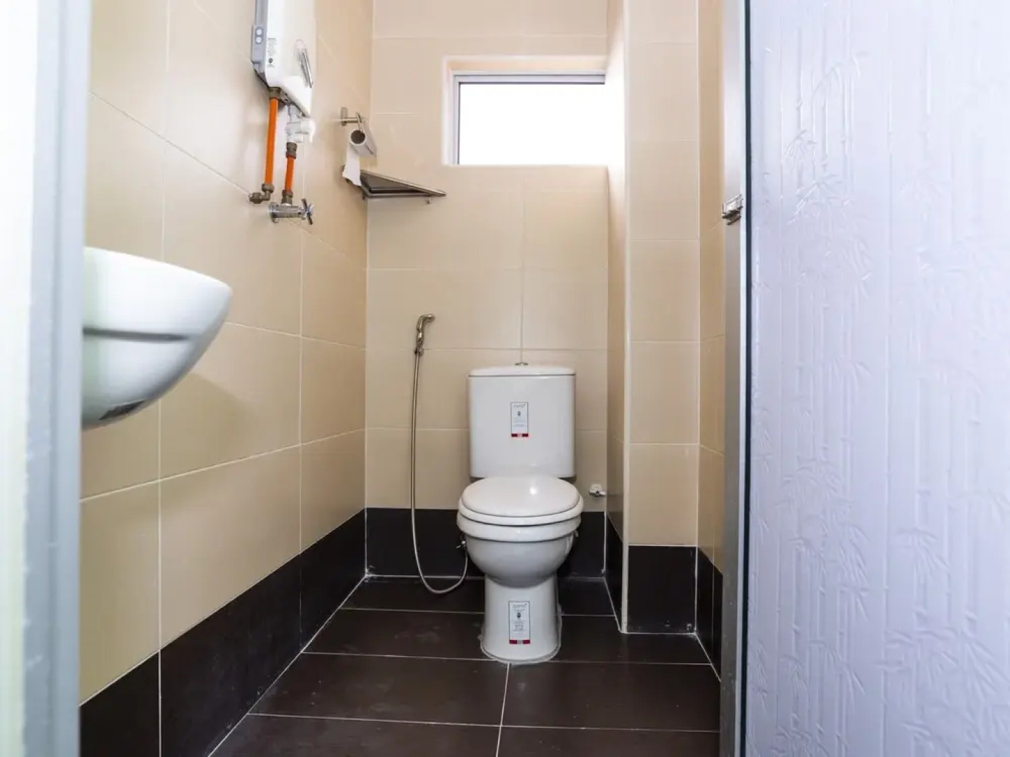 OYO 1172 Hotel Shlyo