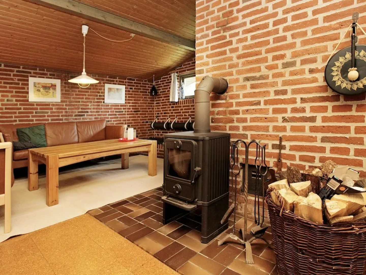 Welcoming Holiday Home in Nørre Nebel near Sea