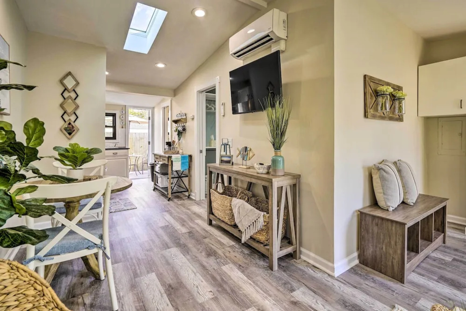 Belmar Cottage w/ Deck & Fire Pit!