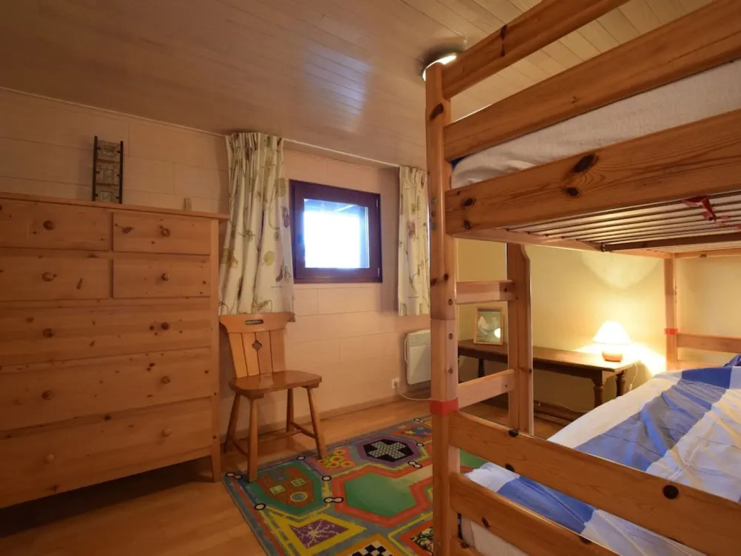 Comfortable Cottage Near Lake Cherapont