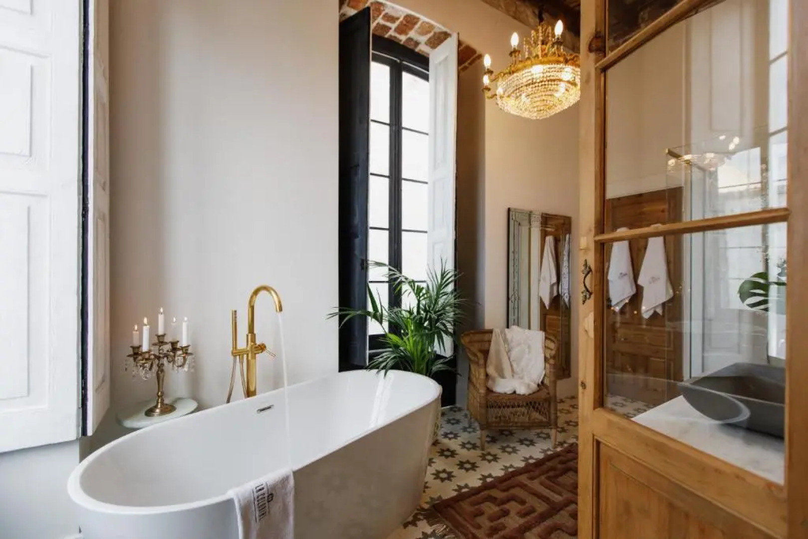 La Colonial Suites Apartamentos de Lujo