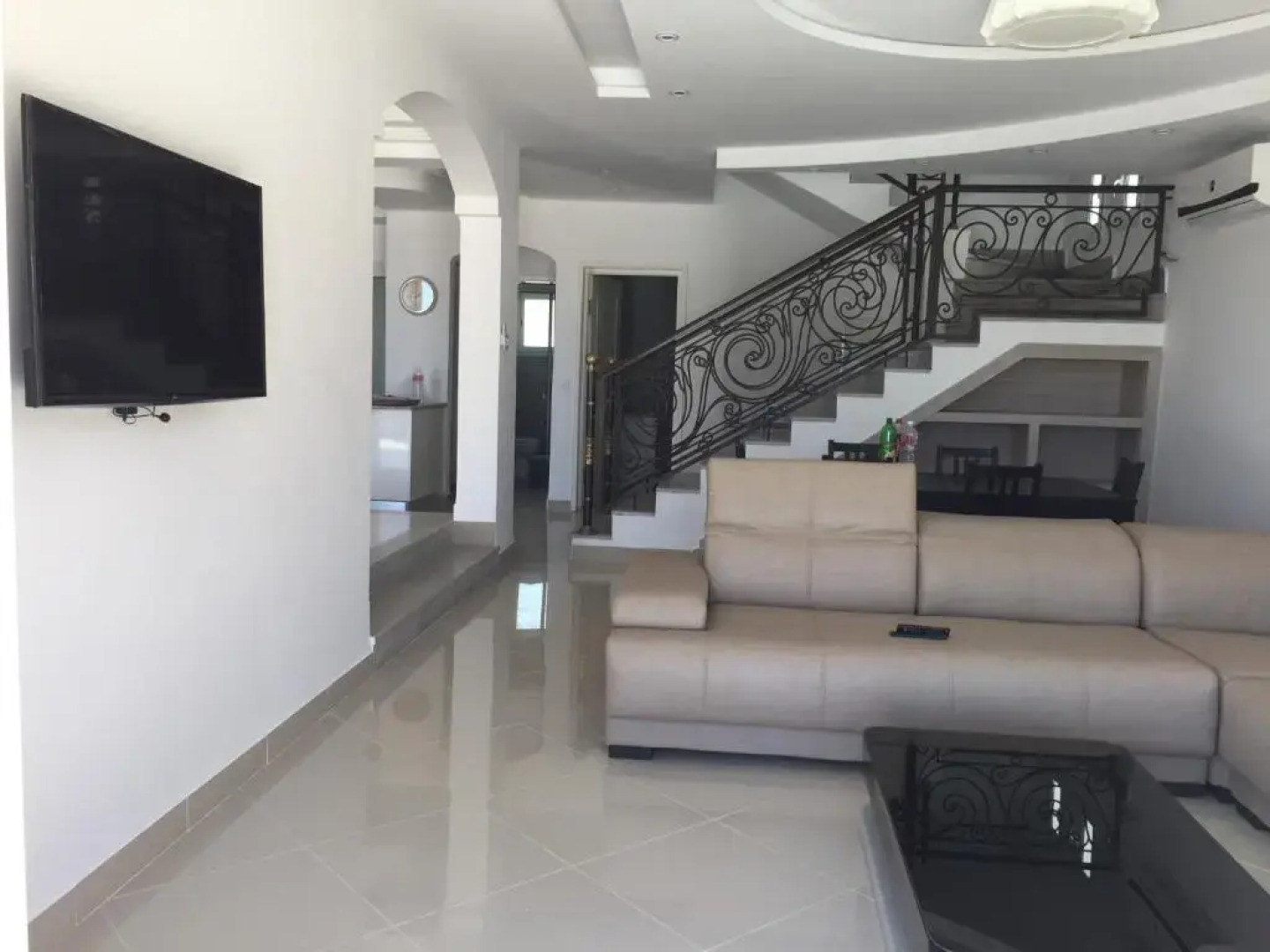 Belle Villa Avec Piscine sans vis a vis