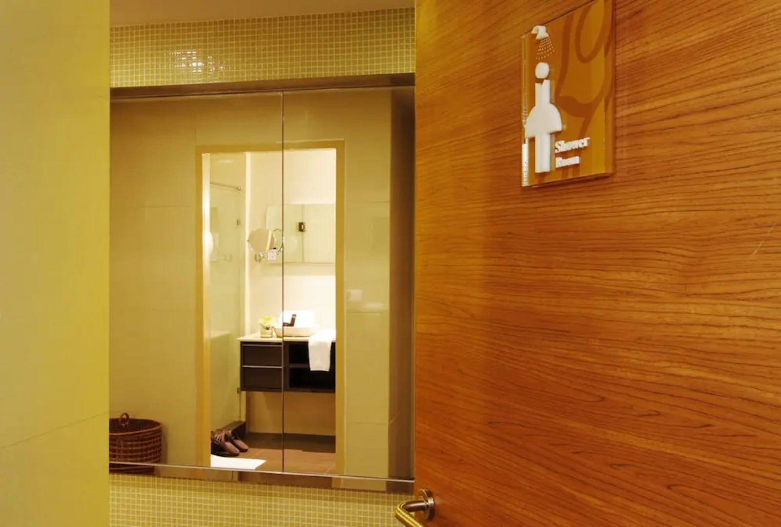 Miracle Transit Hotel