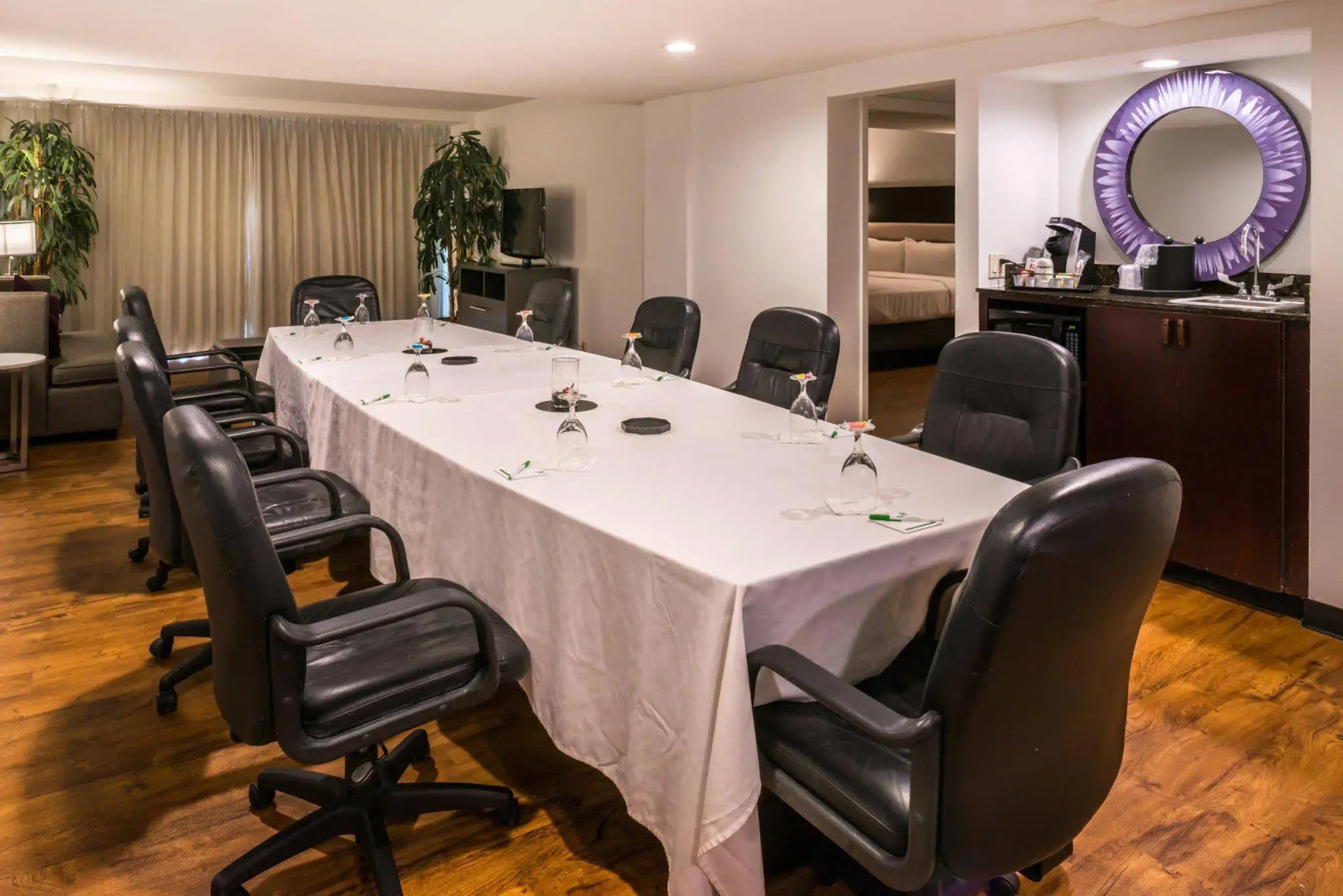 Holiday Inn Hotel & Suites Beaumont Plaza (I-10 & Walden) by IHG