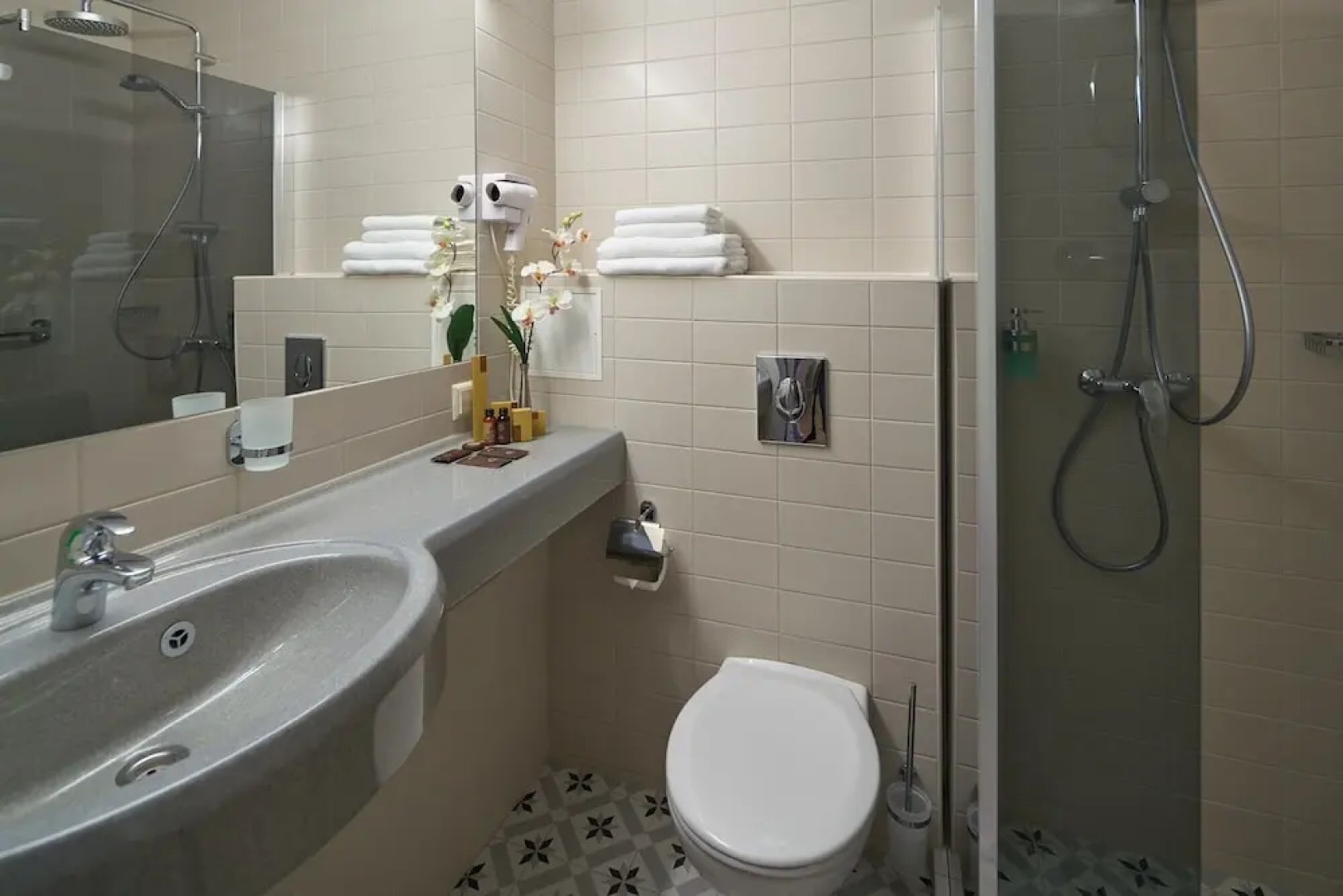 Отель Amber Sea