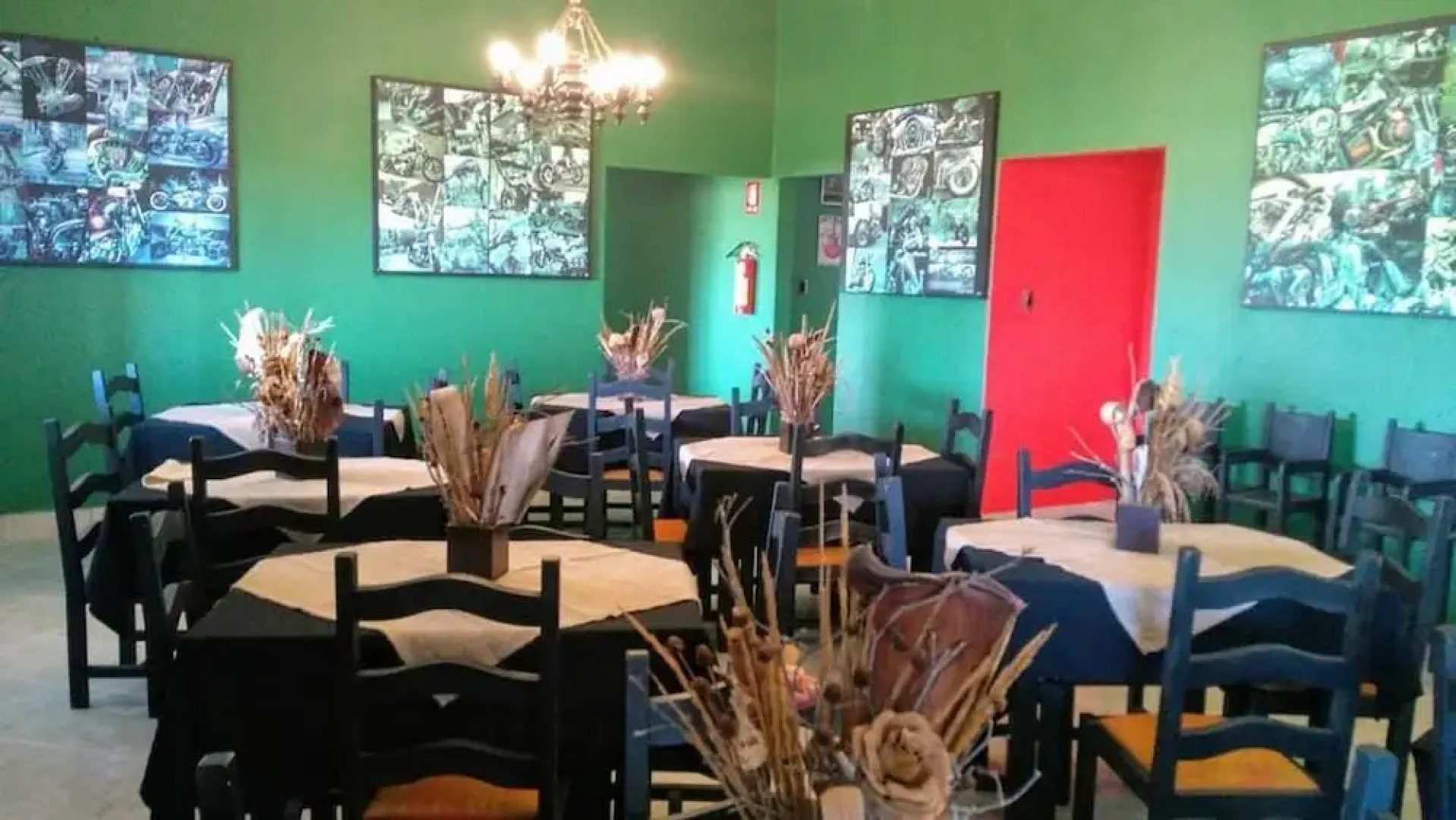 Road House GO 118 Motorcycle Hotel