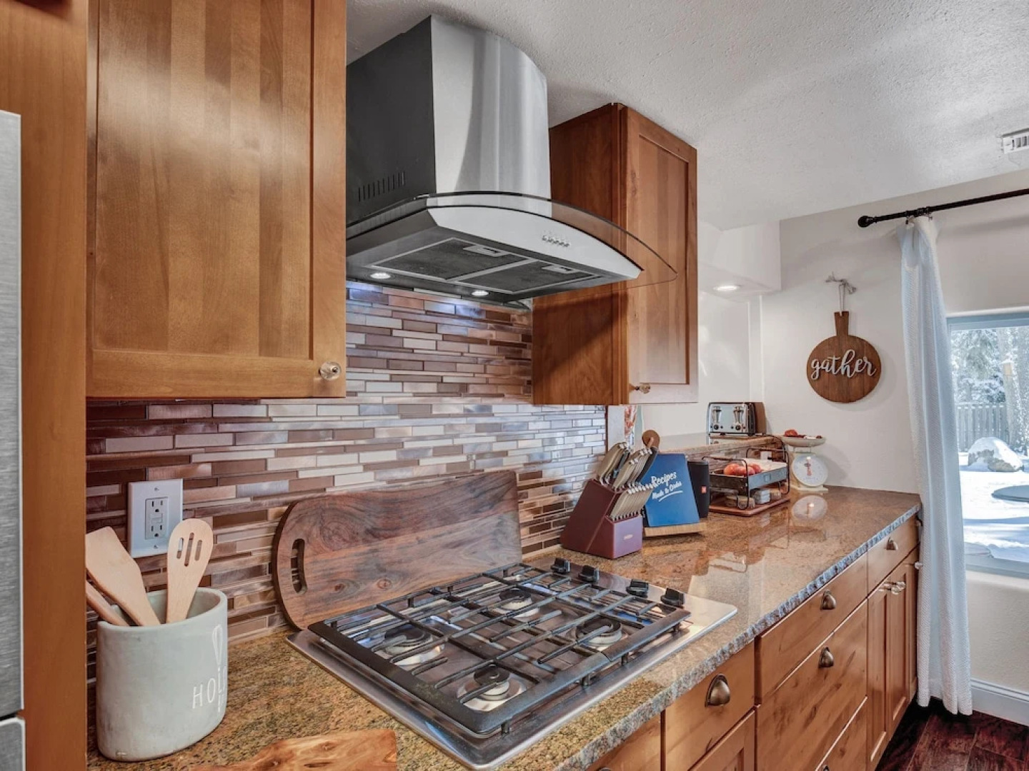 The Chipita Park Cabin