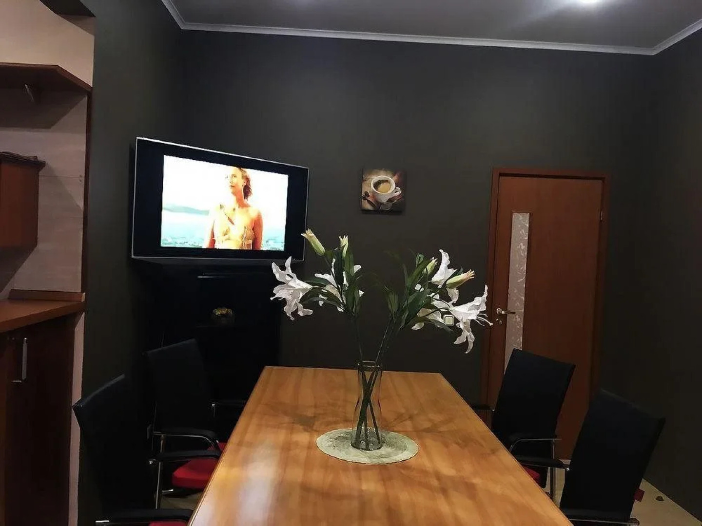 Apart Hotel White House