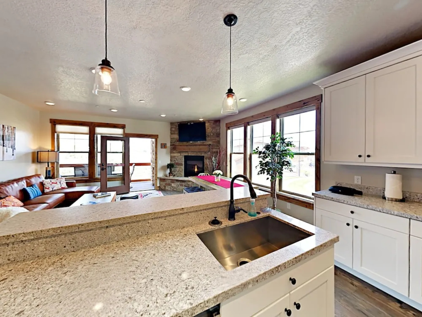 1288 Deer Park Circle Condo #103 3 Bedrooms 2 Bathrooms Condo