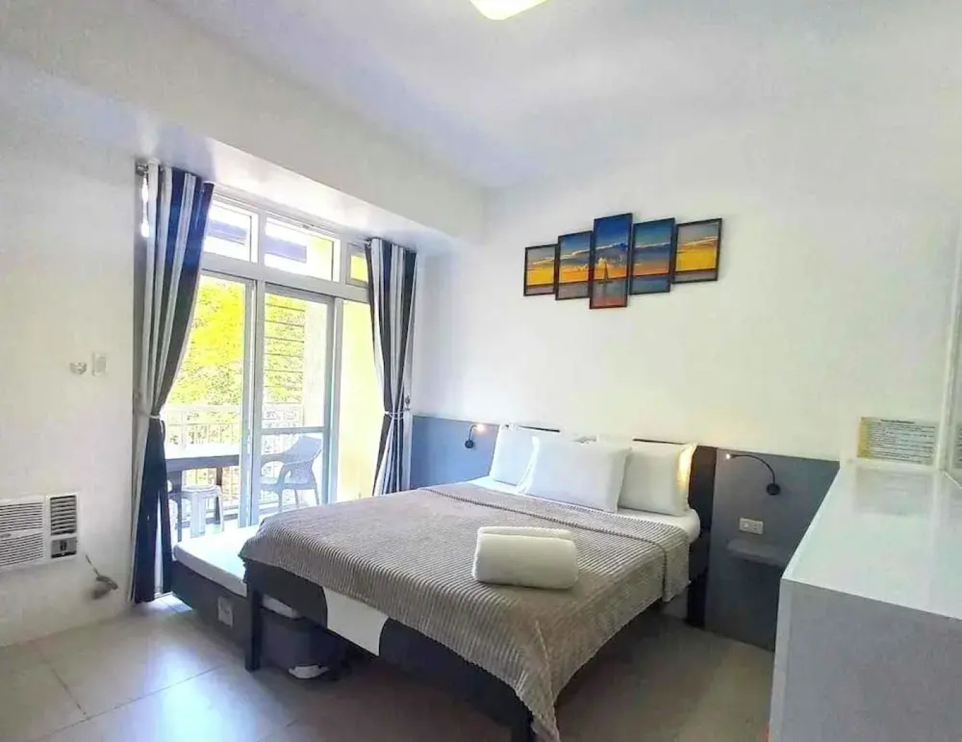 Beach Condos Pico de Loro Hamilo Coast