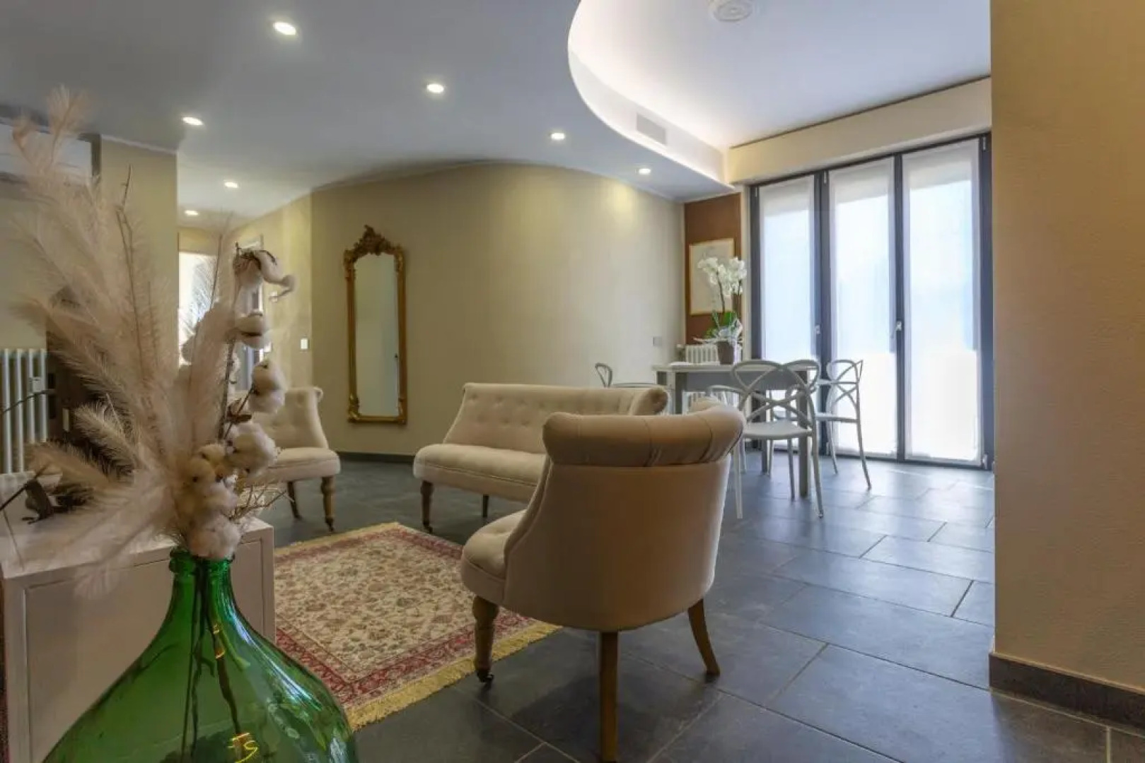 Elga's Apartment - Your charming stay on Lake Orta