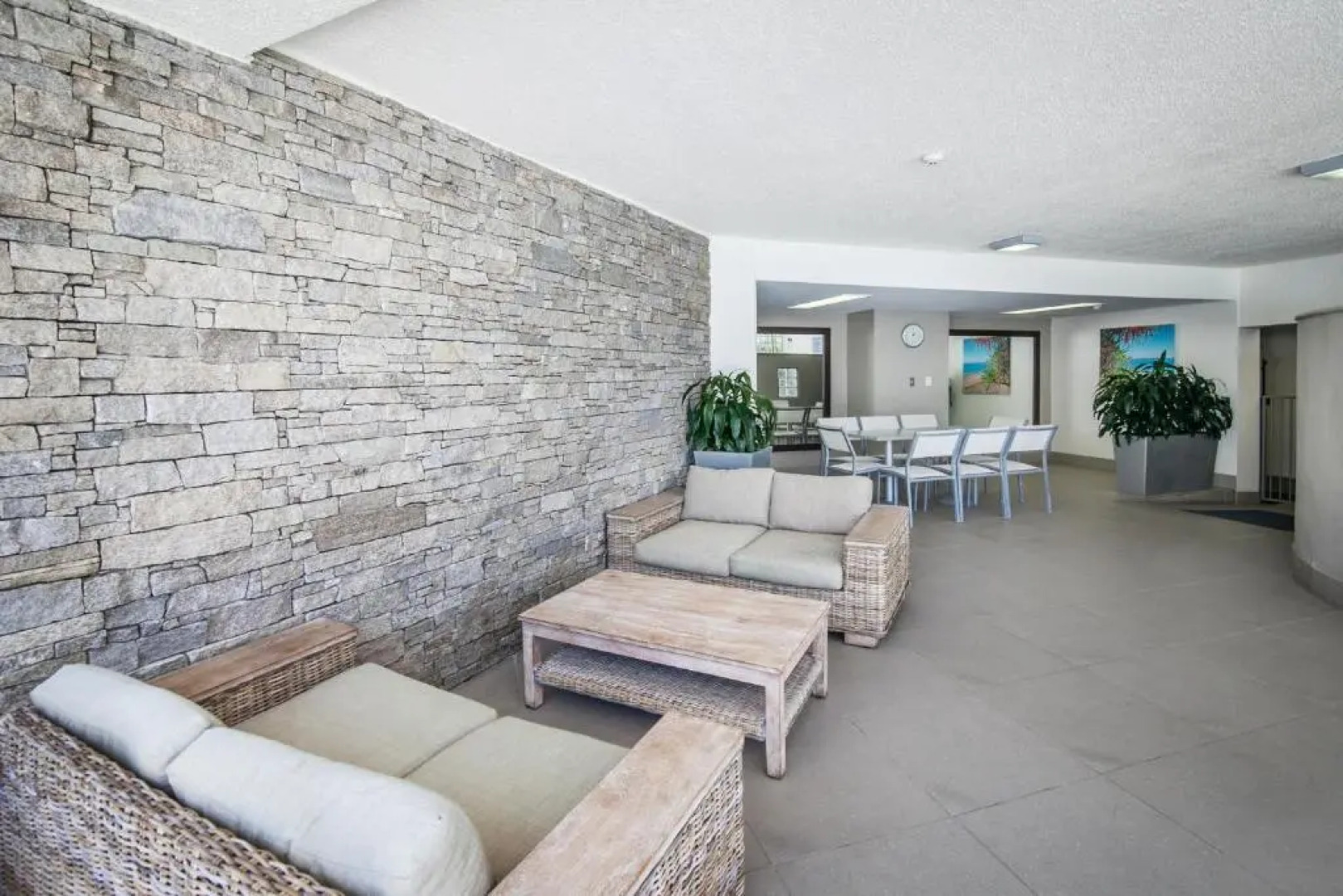 Chateau Royale Beach Resort Maroochydore