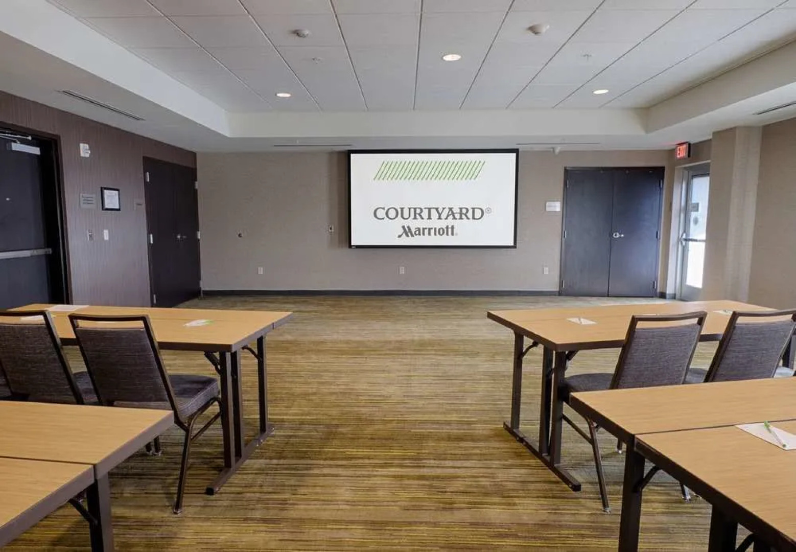 Courtyard Albany Clifton Park