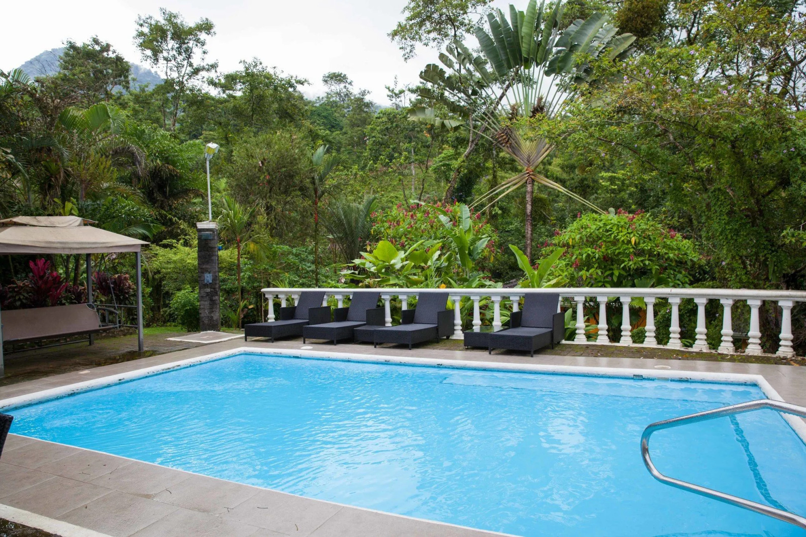 Tifakara Boutique Hotel & Birding Oasis