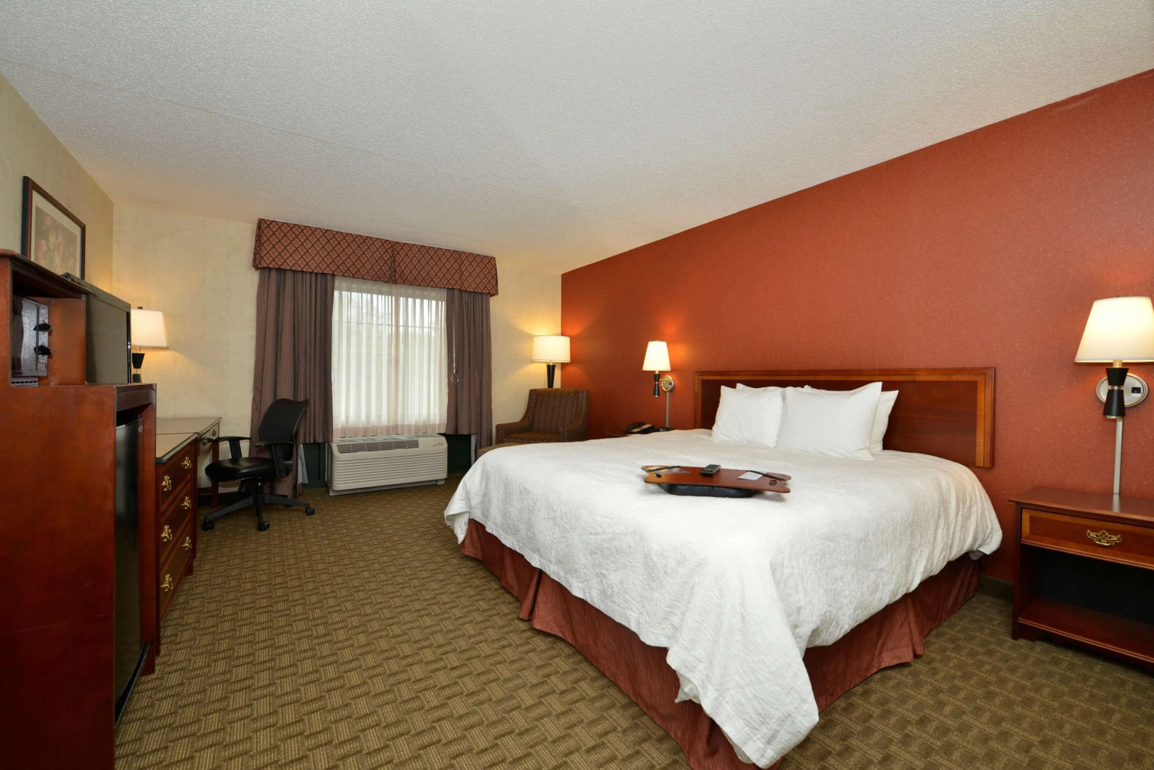 Hampton Inn East Aurora