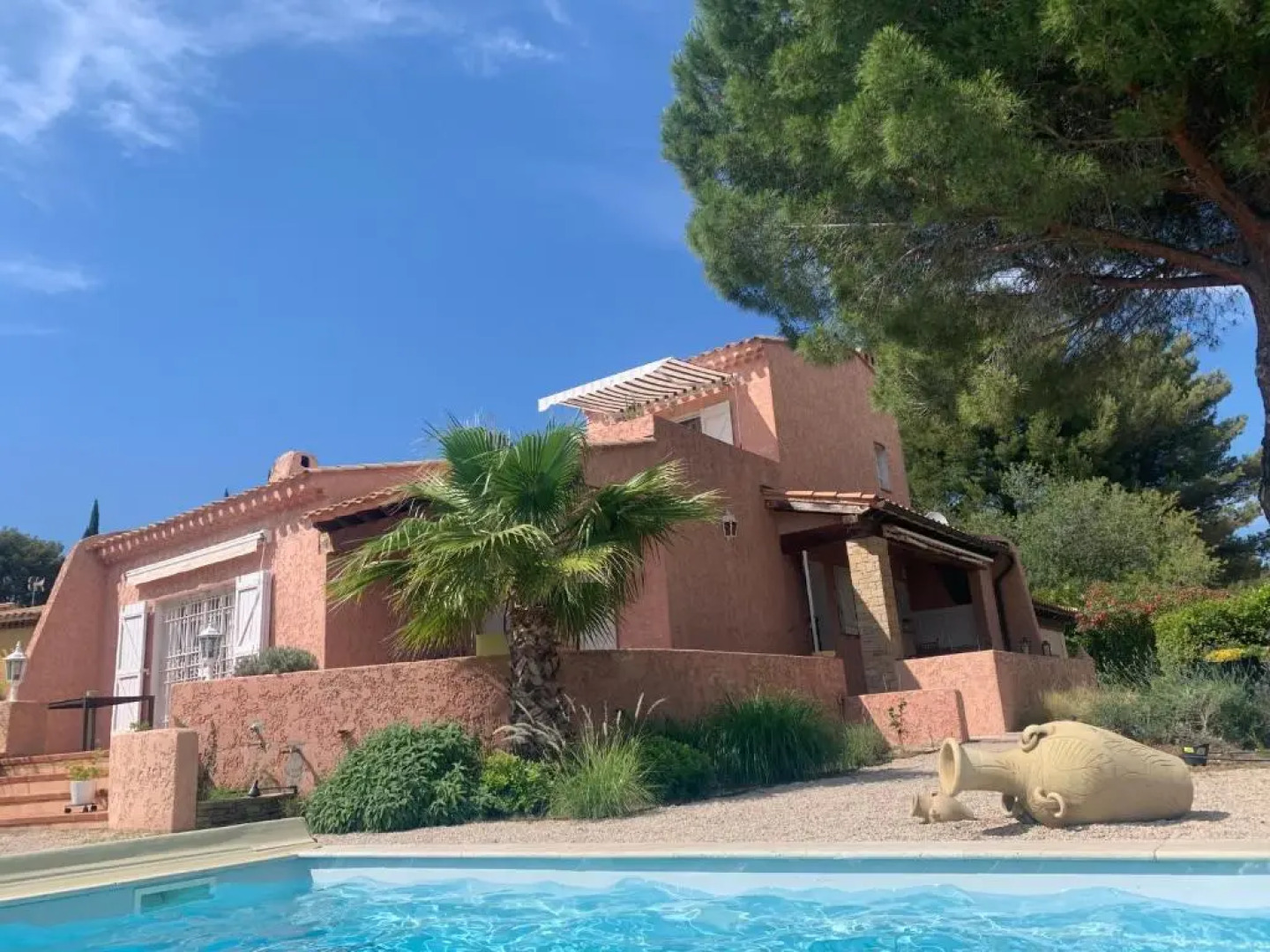 Villa les 3 lumières 8-10 personnes, Clim, piscine à proximité des plages