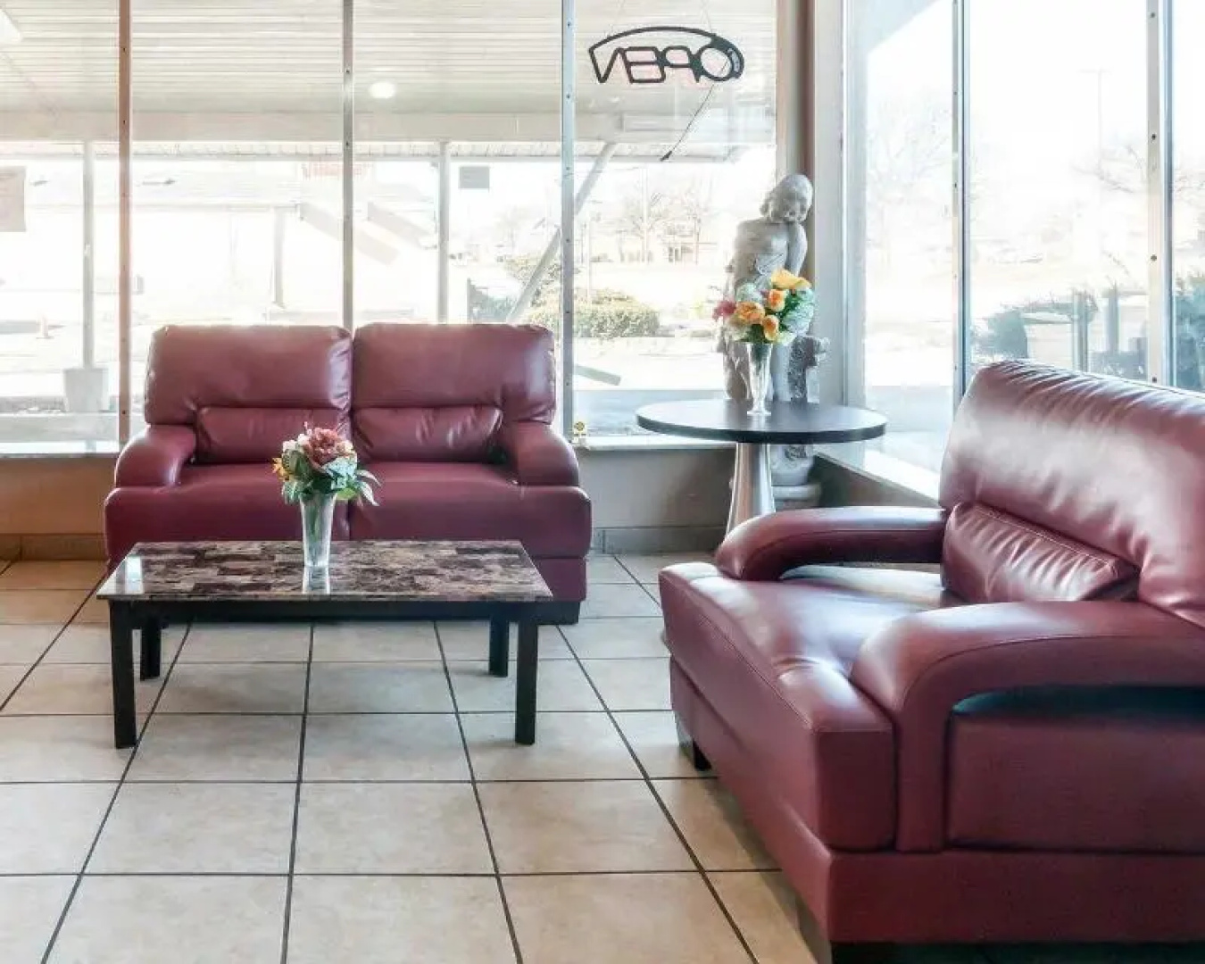 Rodeway Inn and Suites Inkster