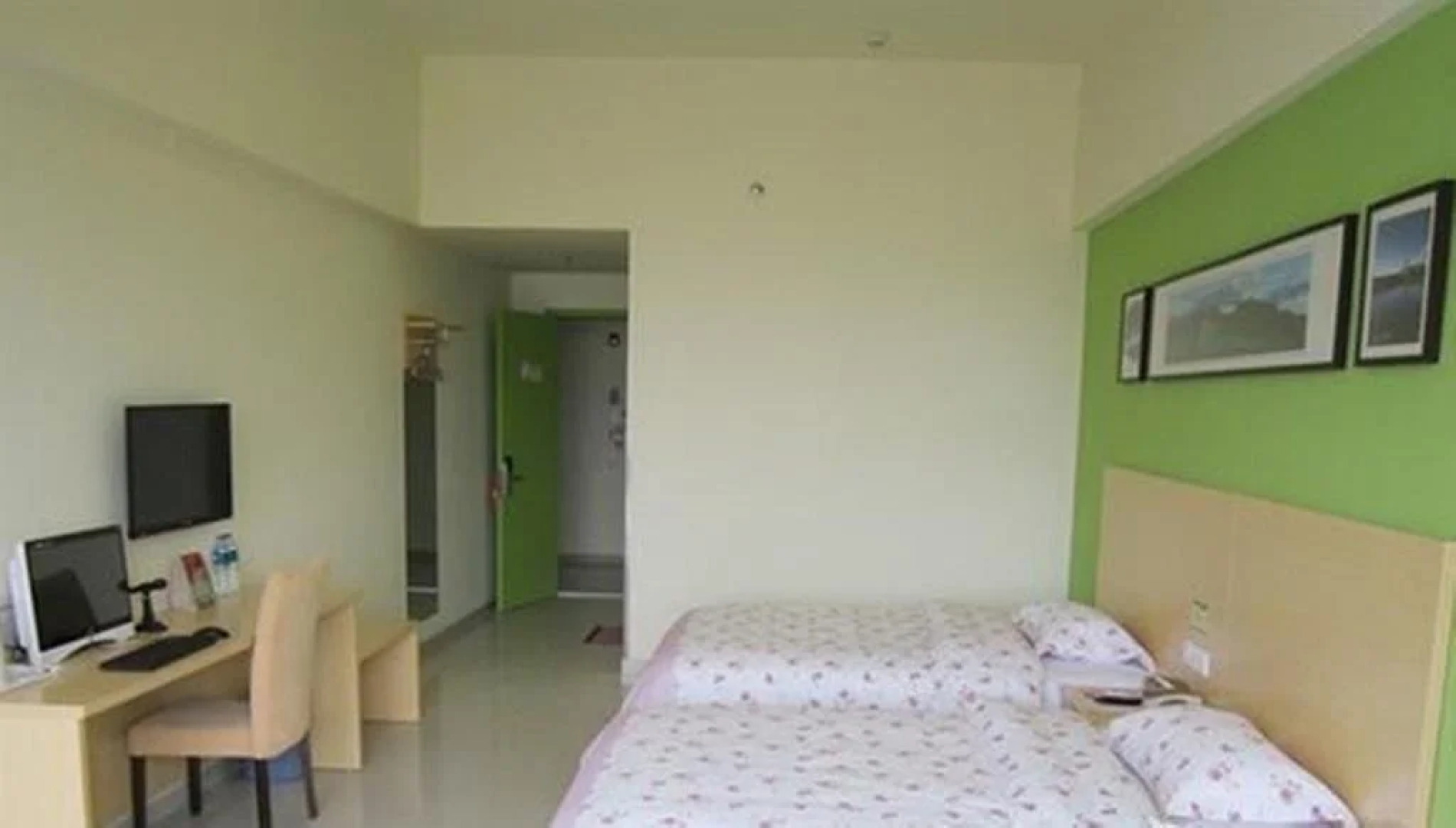 8 Inns Dongguan Qiaotou Branch