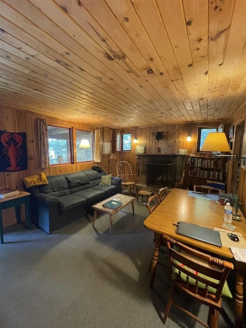 Greens Limit 6 2 Bedroom Cottage by RedAwning