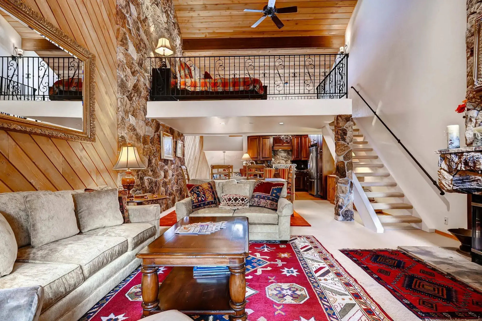 Ridgepoint Townhomes by East West Hospitality