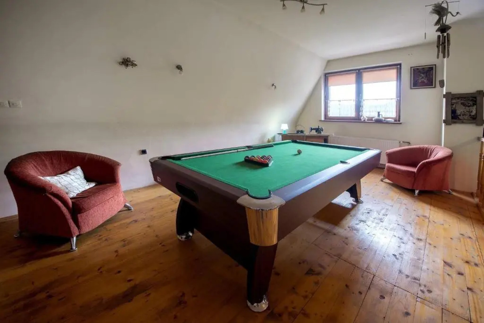 Willa Karolinka Stróża