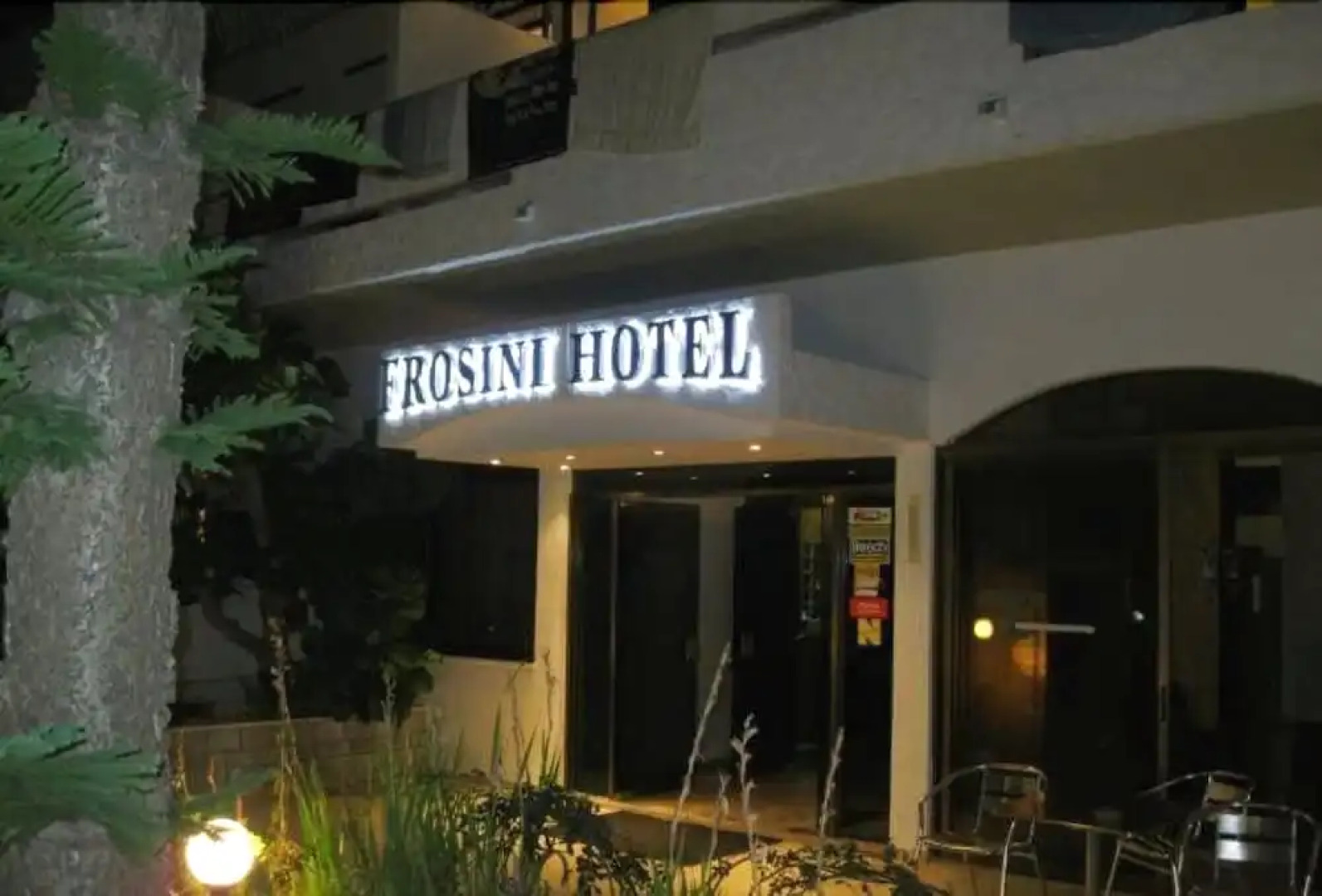 Frosini Hotel