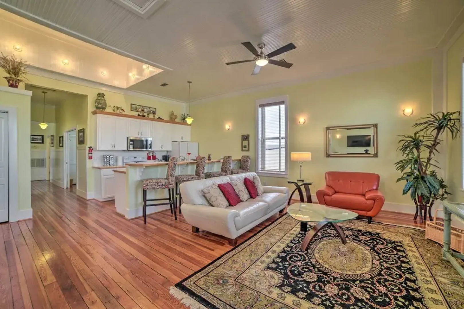 Charming Defuniak Apartment in Historic Dtwn!