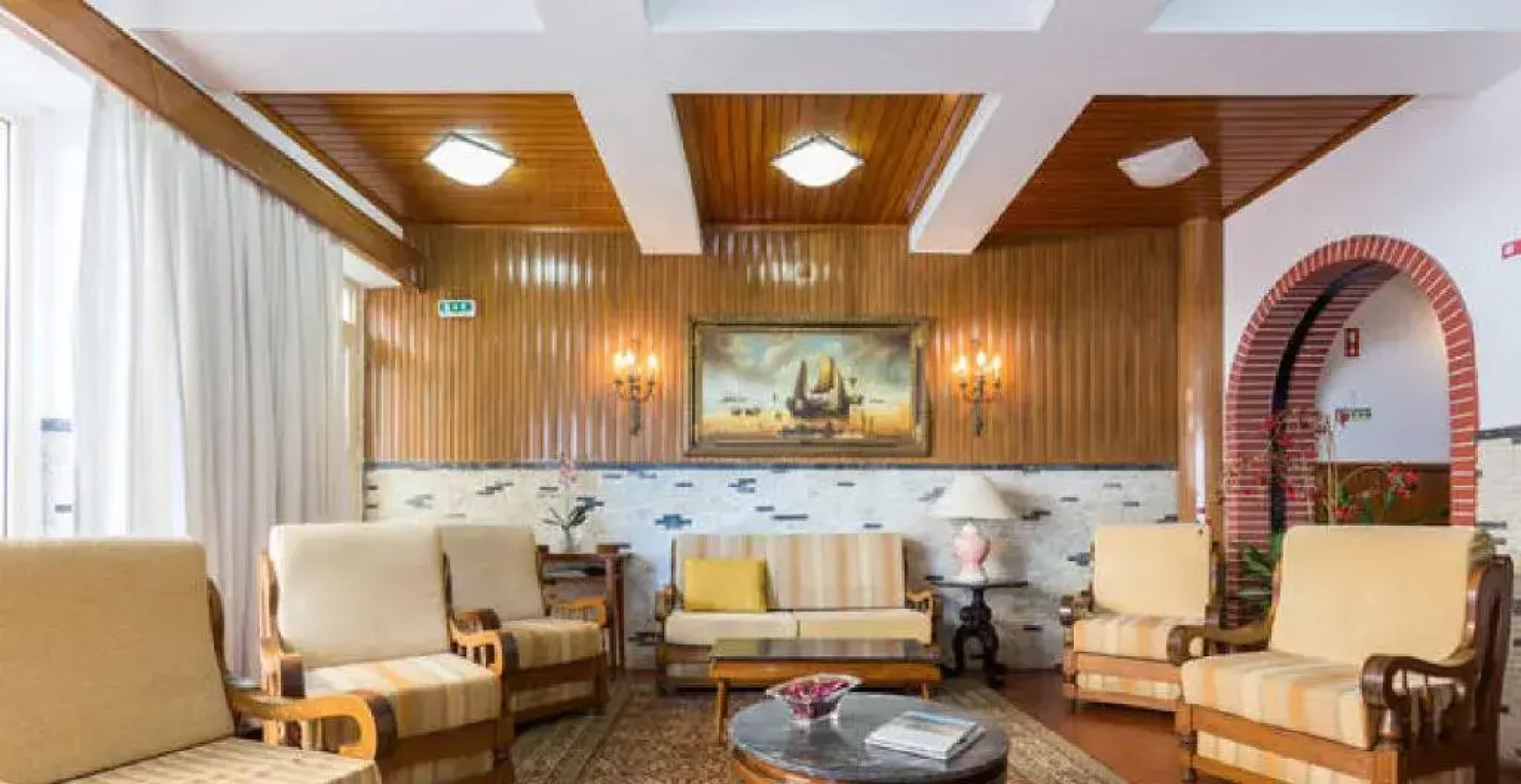 Residencial Miramar by Portugalferias