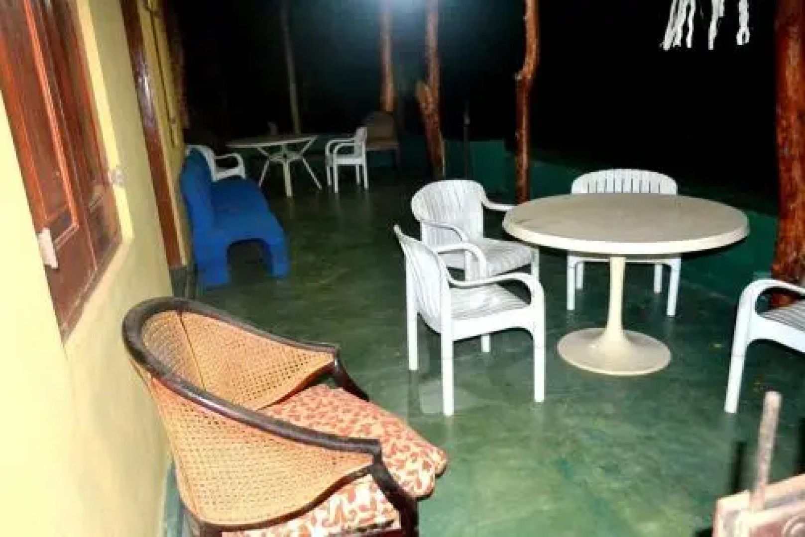 Dark Horse Resort Yala