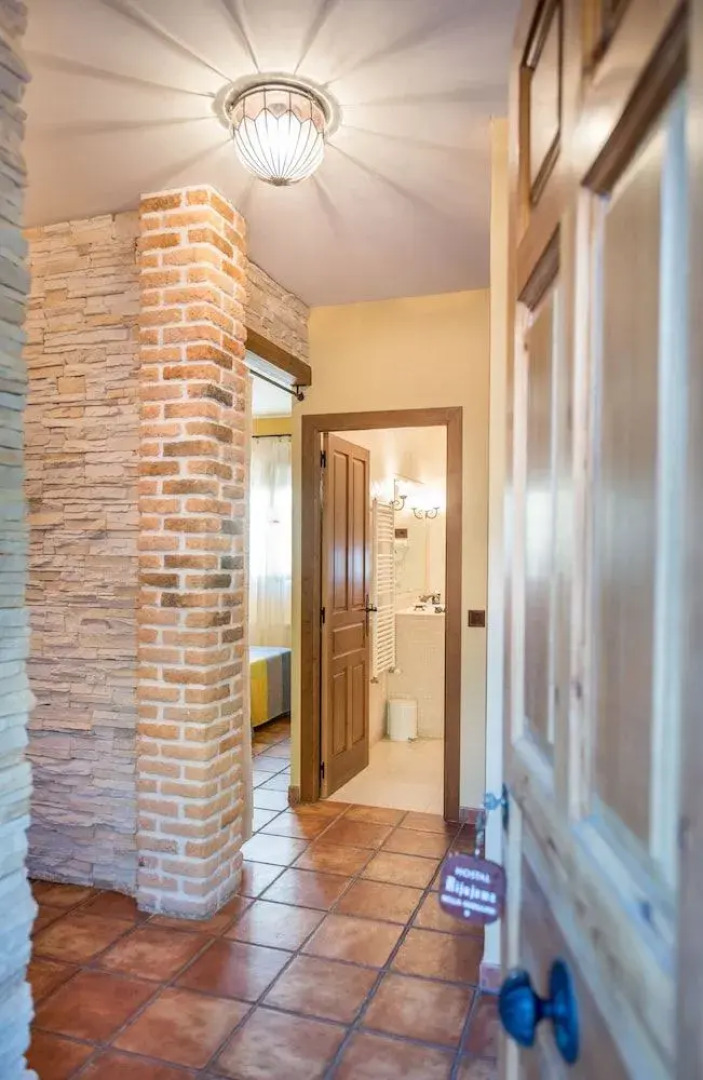 Hostal Restaurante Rijujama