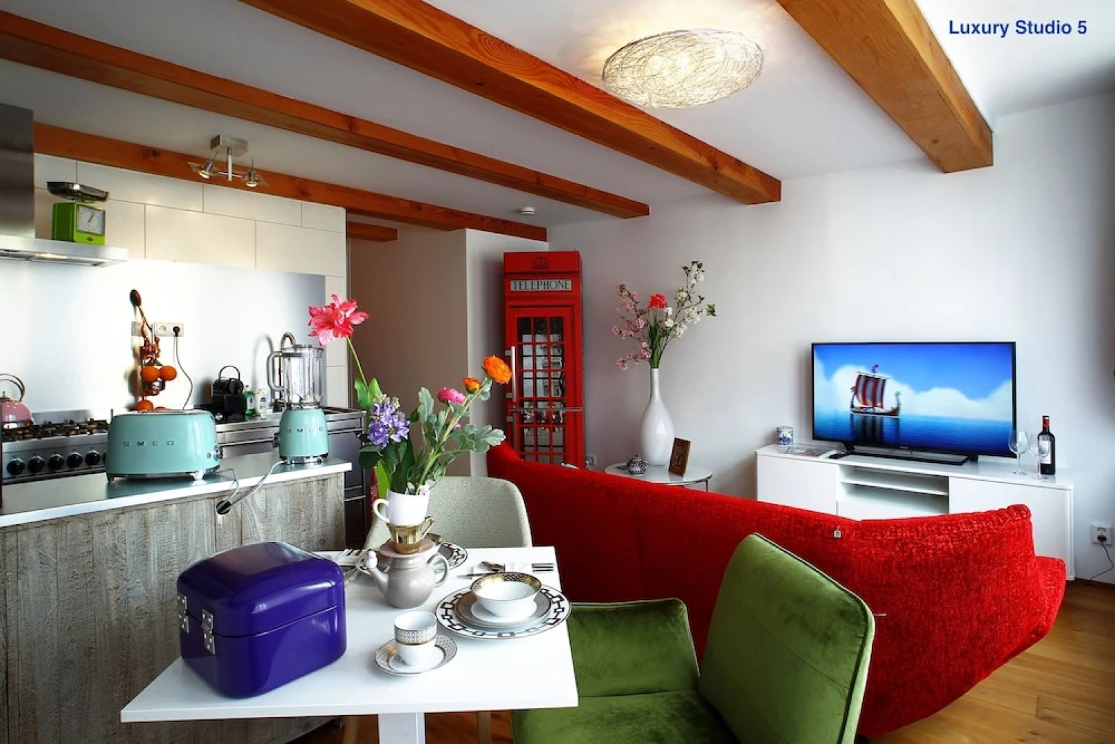 Luxury Apartments Delft III Flower Market