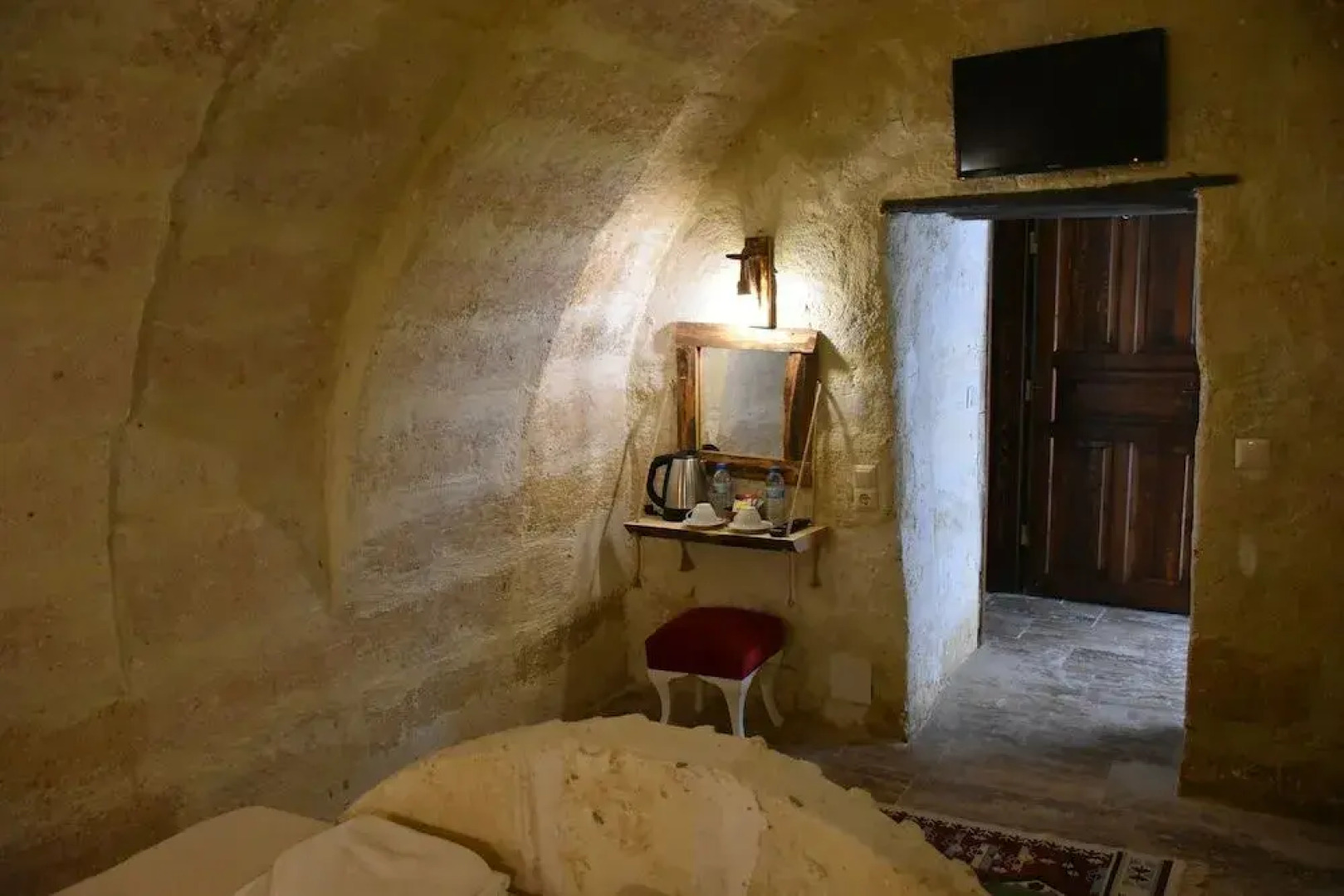 Glamada Cave Suites